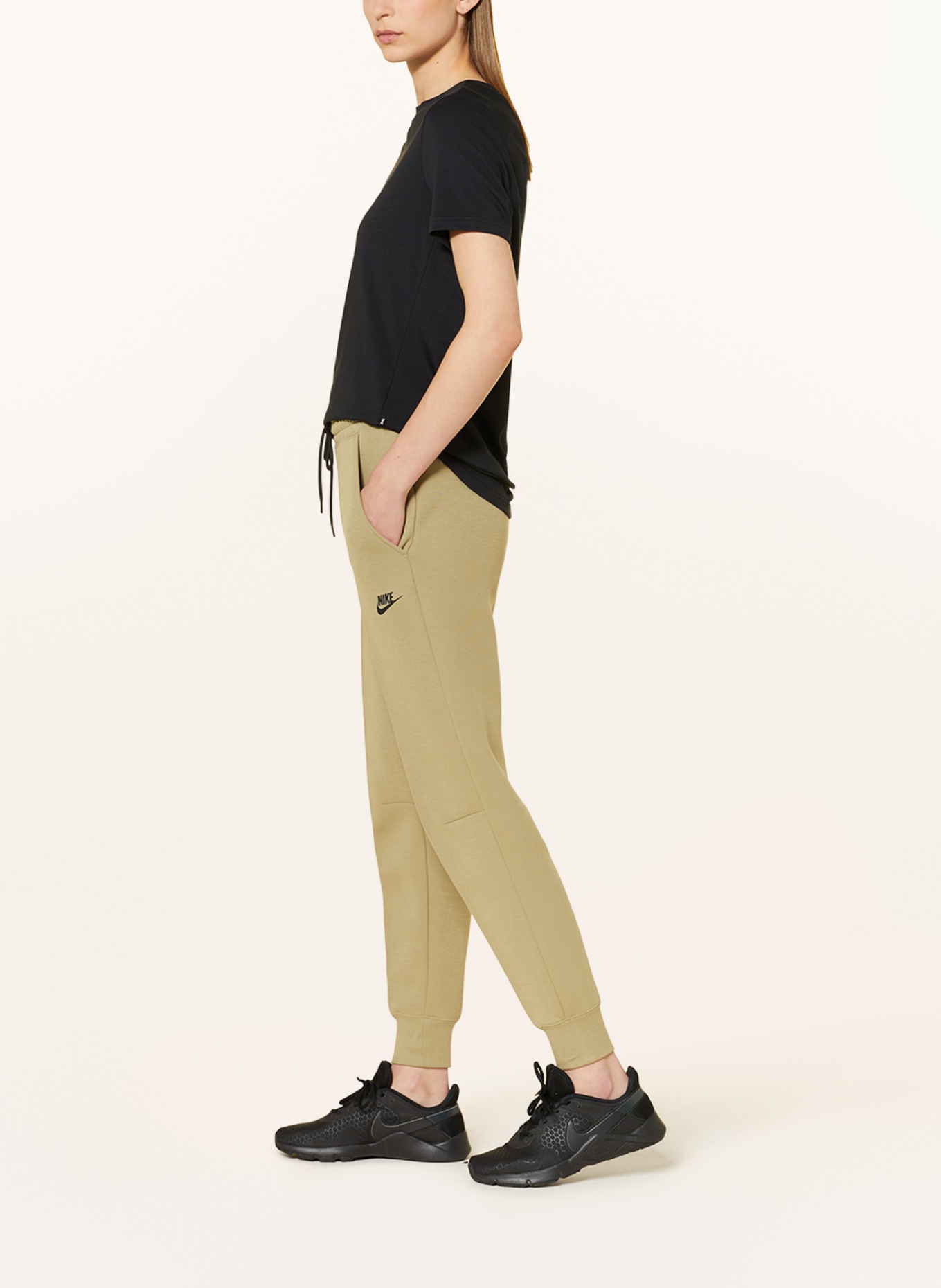 Nike Spodnie dresowe SPORTSWEAR, Kolor: OLIWKOWY (Obrazek 4)