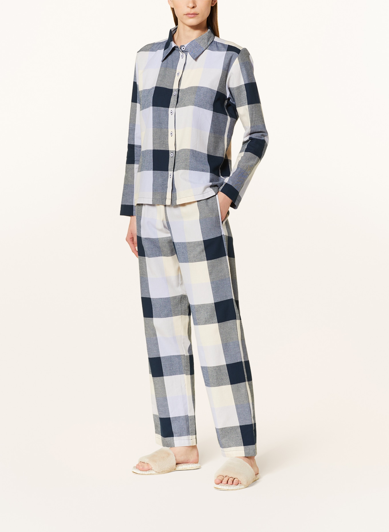 SCHIESSER Pajamas SELECTED! PREMIUM in flannel, Color: DARK BLUE/ GRAY/ ECRU (Image 2)