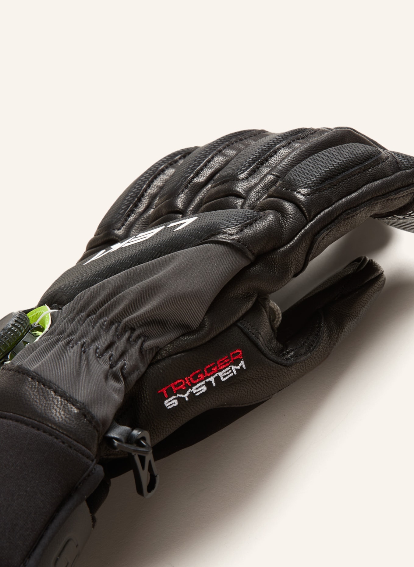 LEKI Ski gloves GRIFFIN TUNE 3D BOA®, Color: BLACK/ DARK GRAY (Image 2)