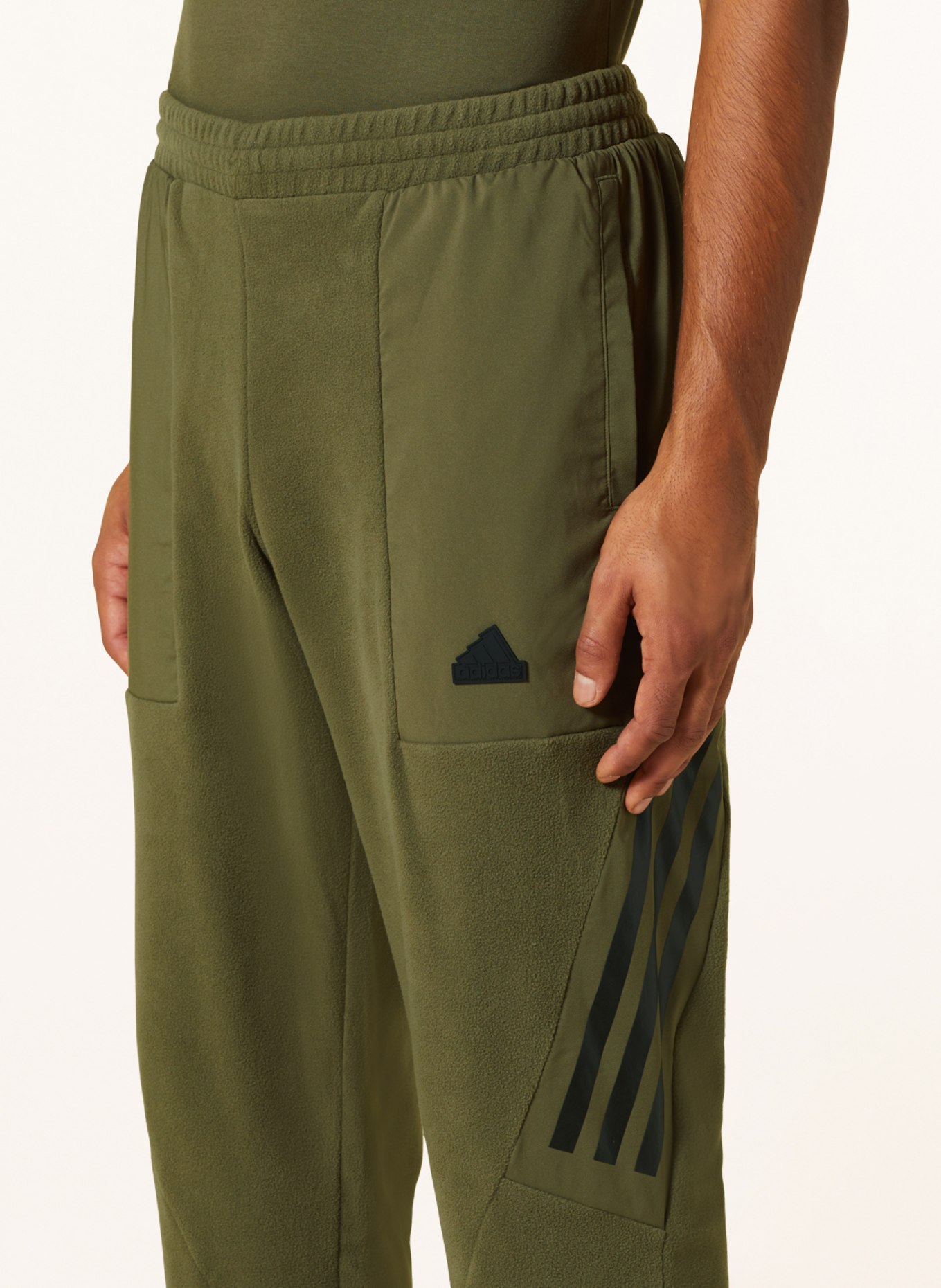 adidas Tréninkové kalhoty z fleecu, Barva: OLIVOVÁ (Obrázek 5)