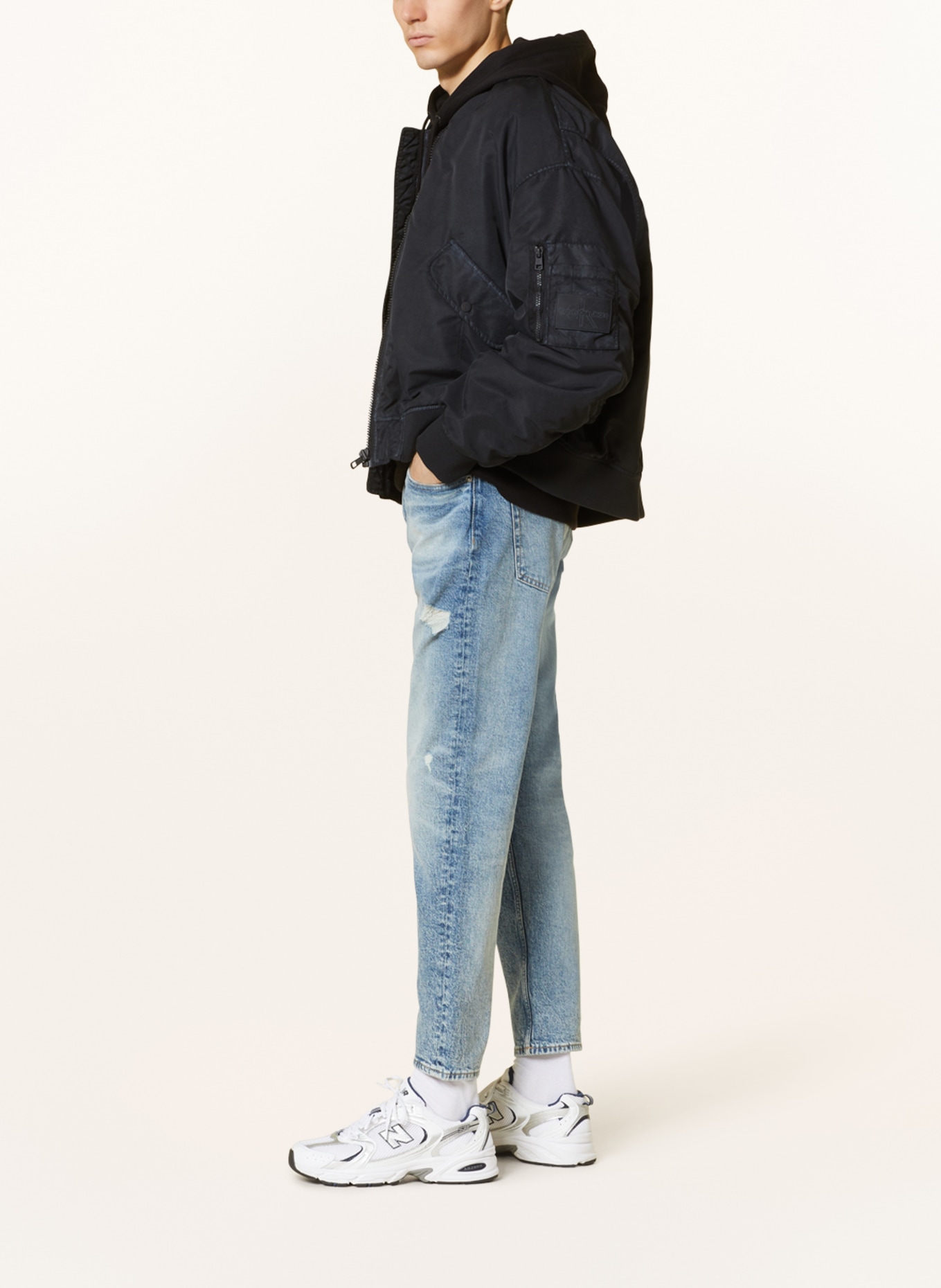 Calvin Klein Jeans Jeans Tapered Fit, Farbe: 1A4 DENIM MEDIUM (Bild 4)