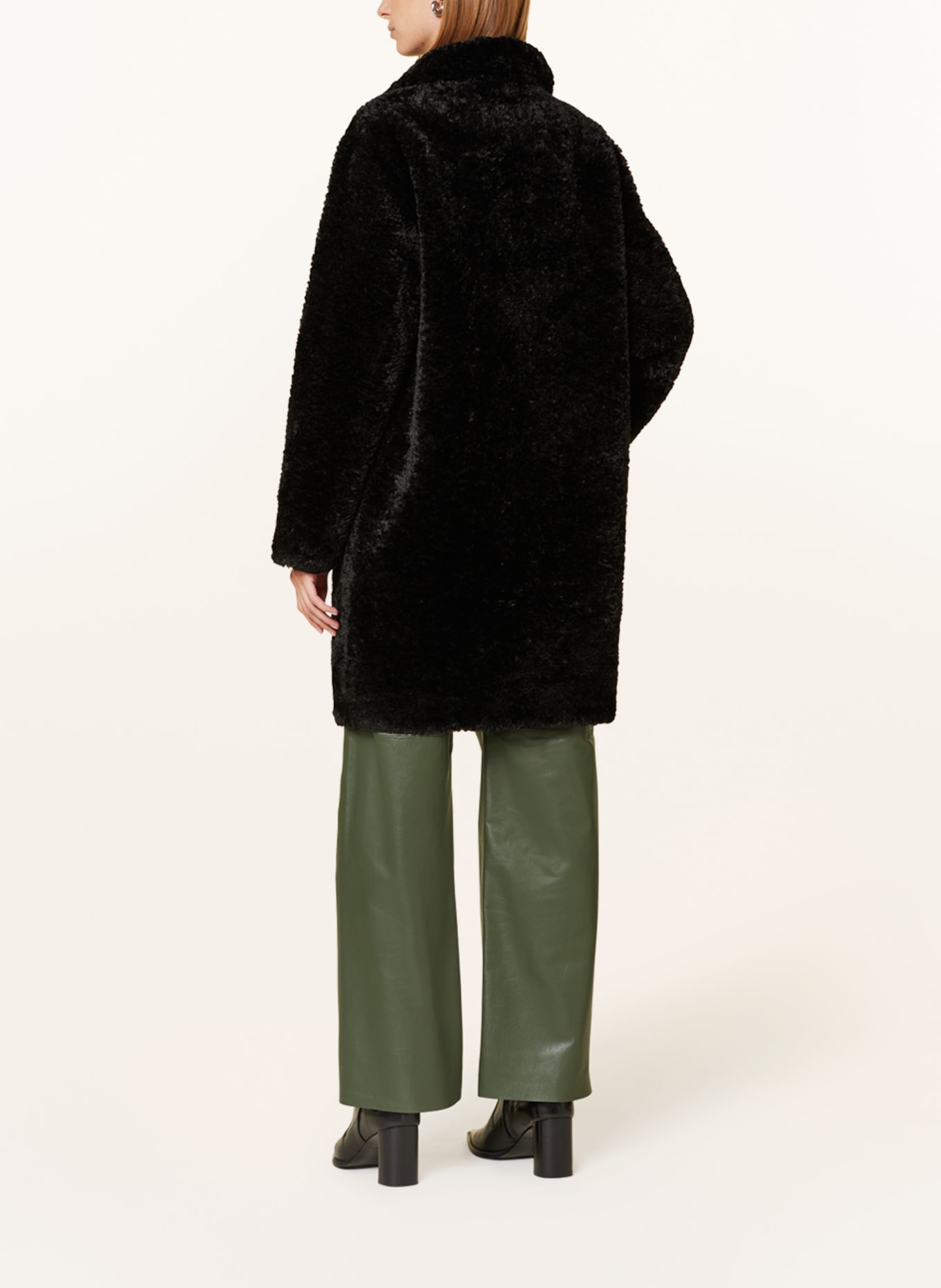 RINO & PELLE Kabát MARLIS z umělé kožešiny, Barva: ČERNÁ (Obrázek 3)