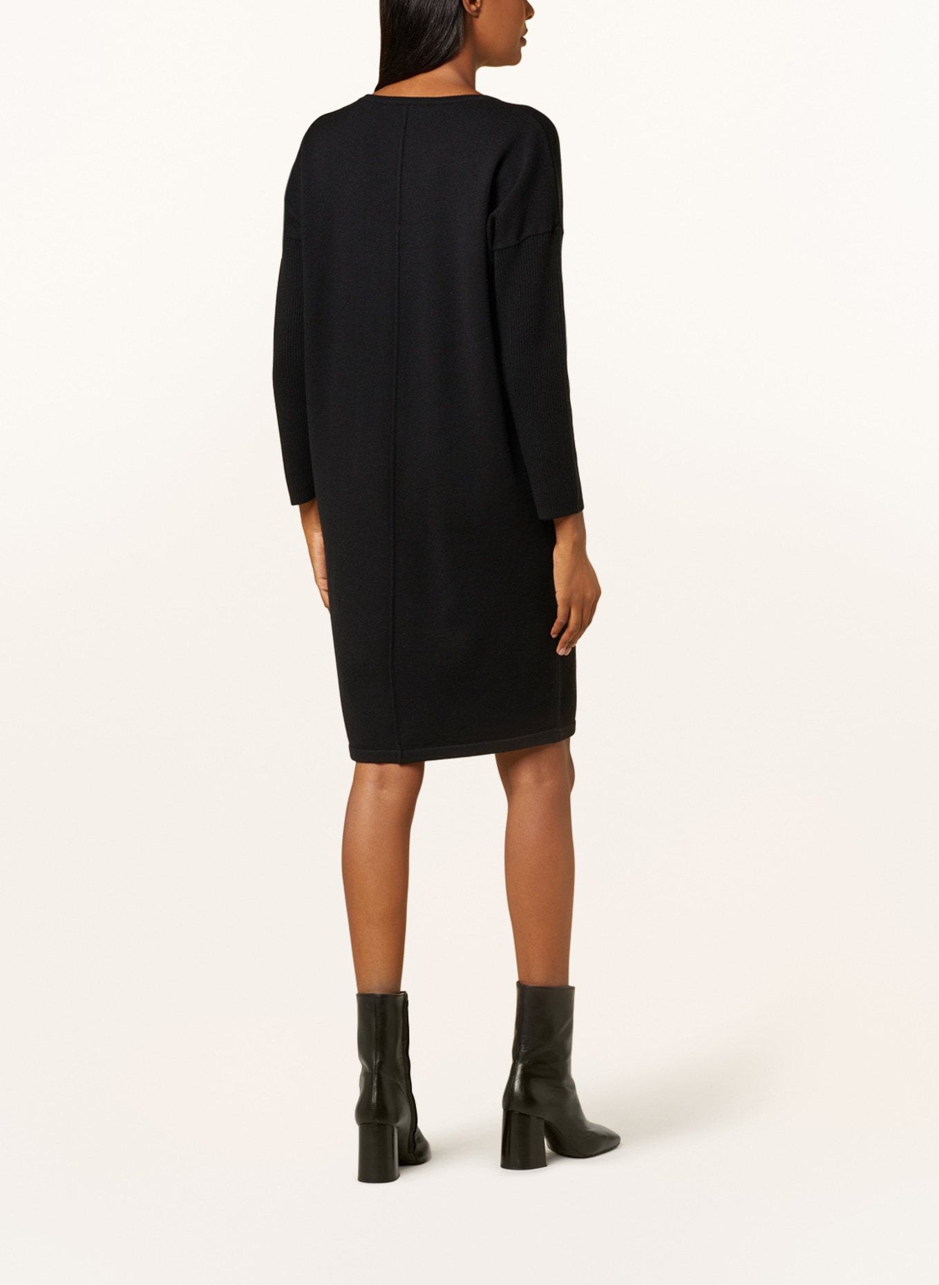 RINO & PELLE Pletené šaty KIRA, Barva: BLACK (Obrázek 3)