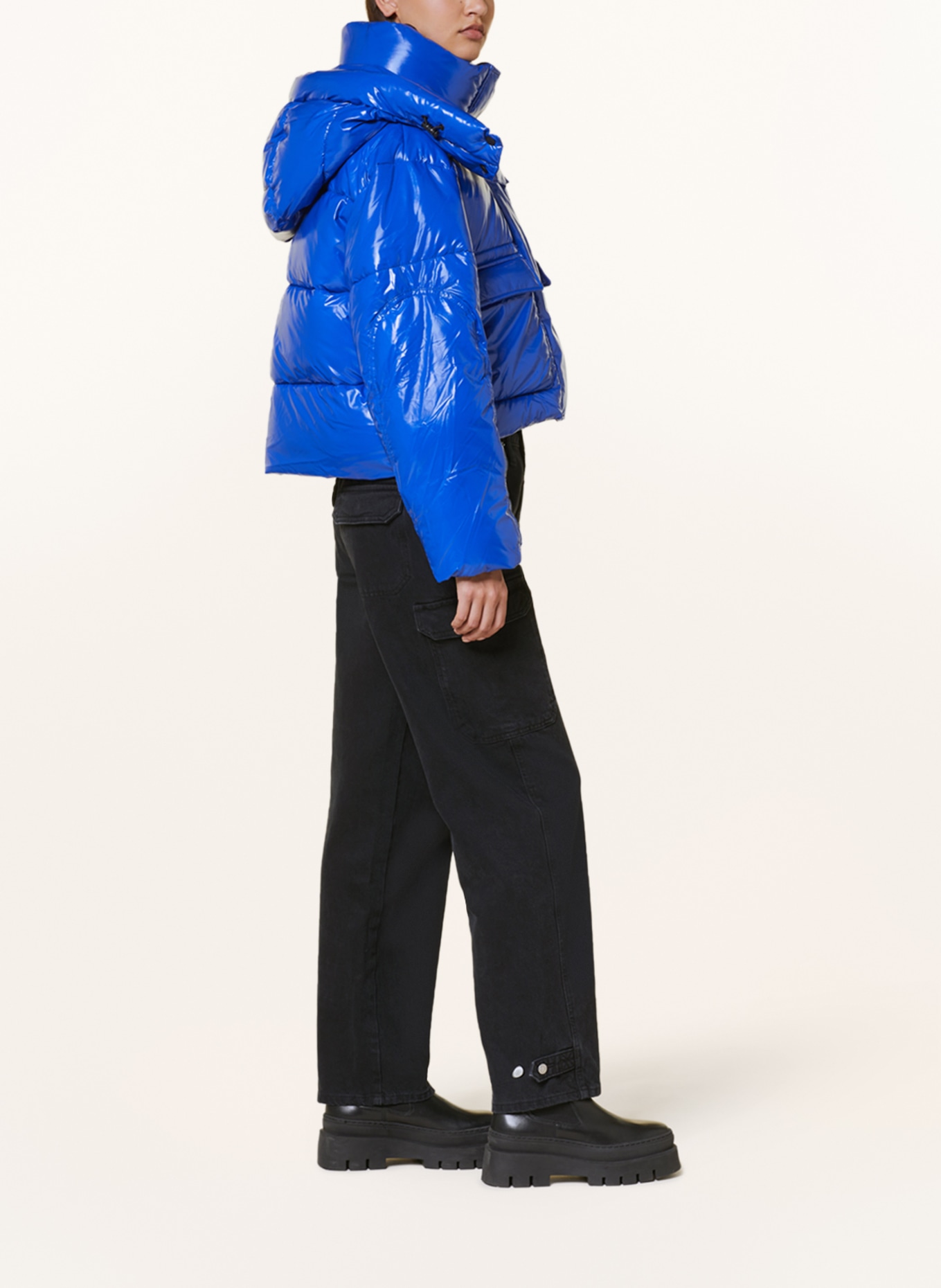 Calvin Klein Jeans Cropped prošívaná bunda, Barva: MODRÁ (Obrázek 4)