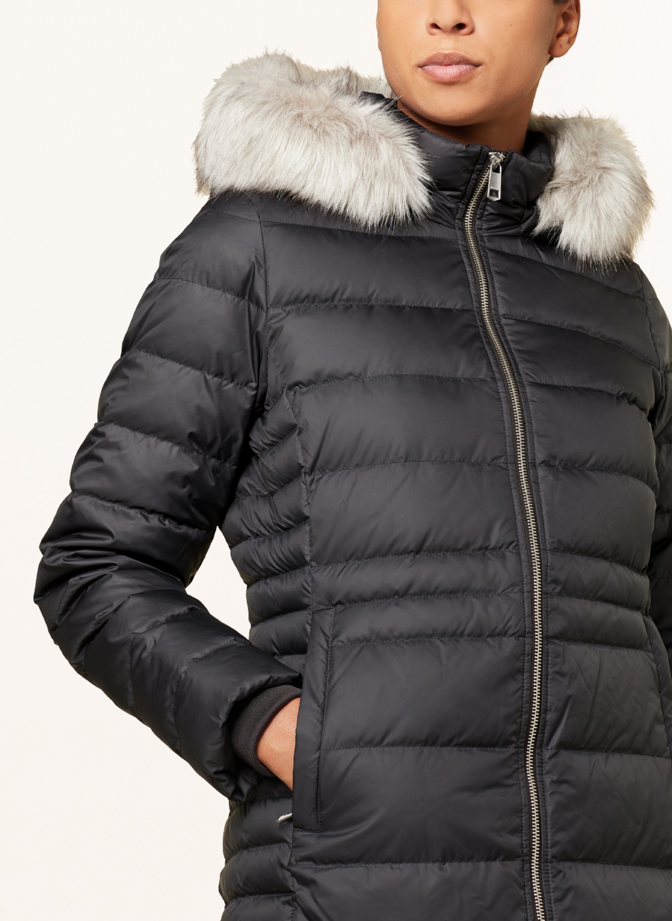 TOMMY HILFIGER Down coat TYRA with faux fur and detachable hood, Color: BLACK (Image 5)