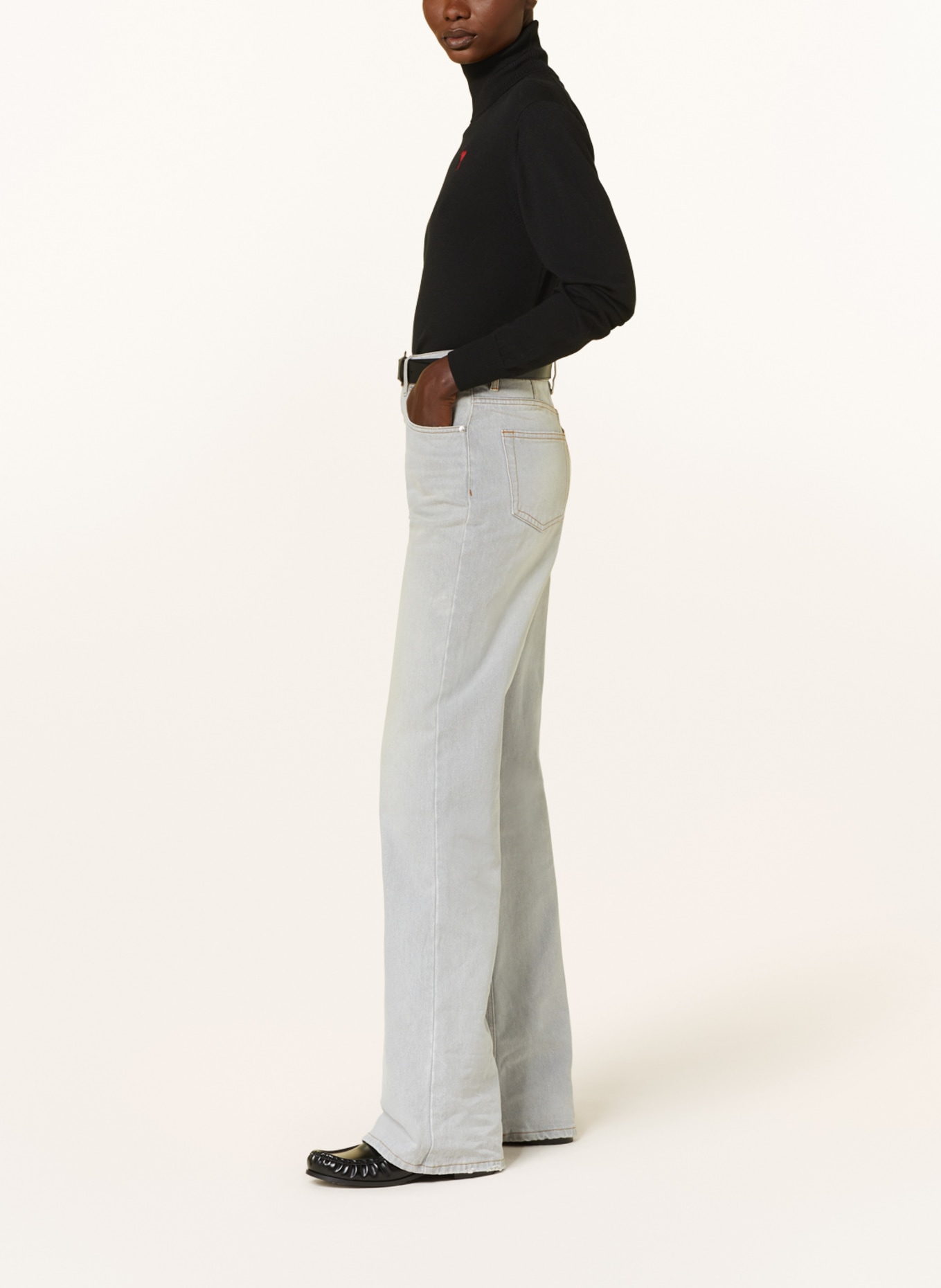 AMI PARIS Flared Jeans, Farbe: 0554 VINTAGE GREY (Bild 4)