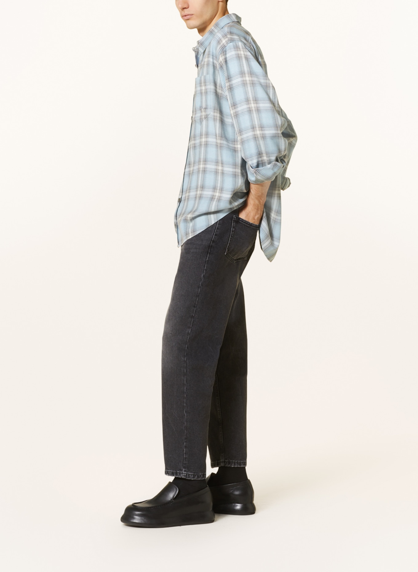 AMI PARIS Jeans Tapered Fit, Farbe: 031 USED BLACK (Bild 4)