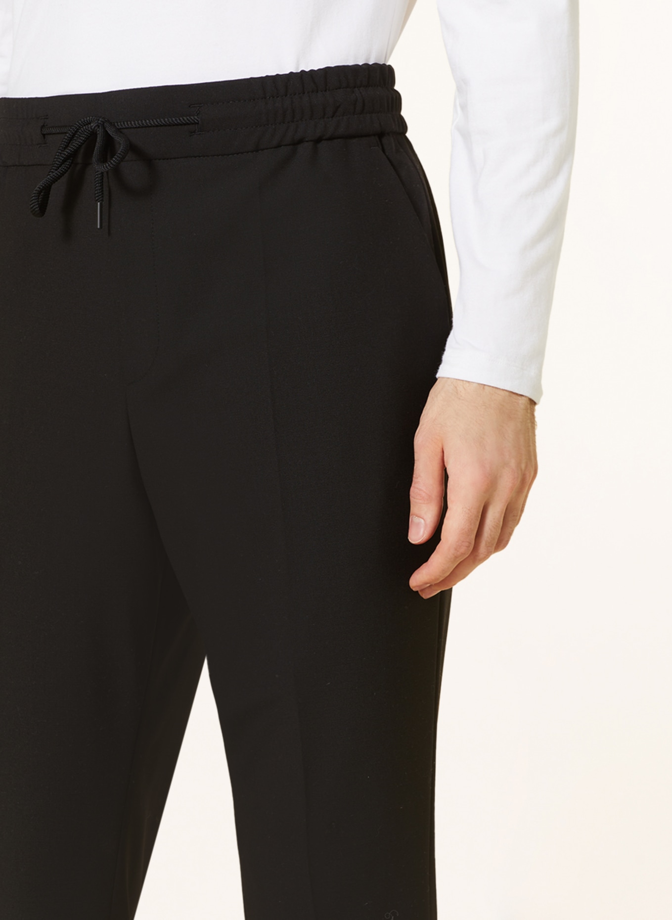 HUGO Spodnie HOWARD w stylu sportowym extra slim fit, Kolor: 001 BLACK (Obrazek 5)