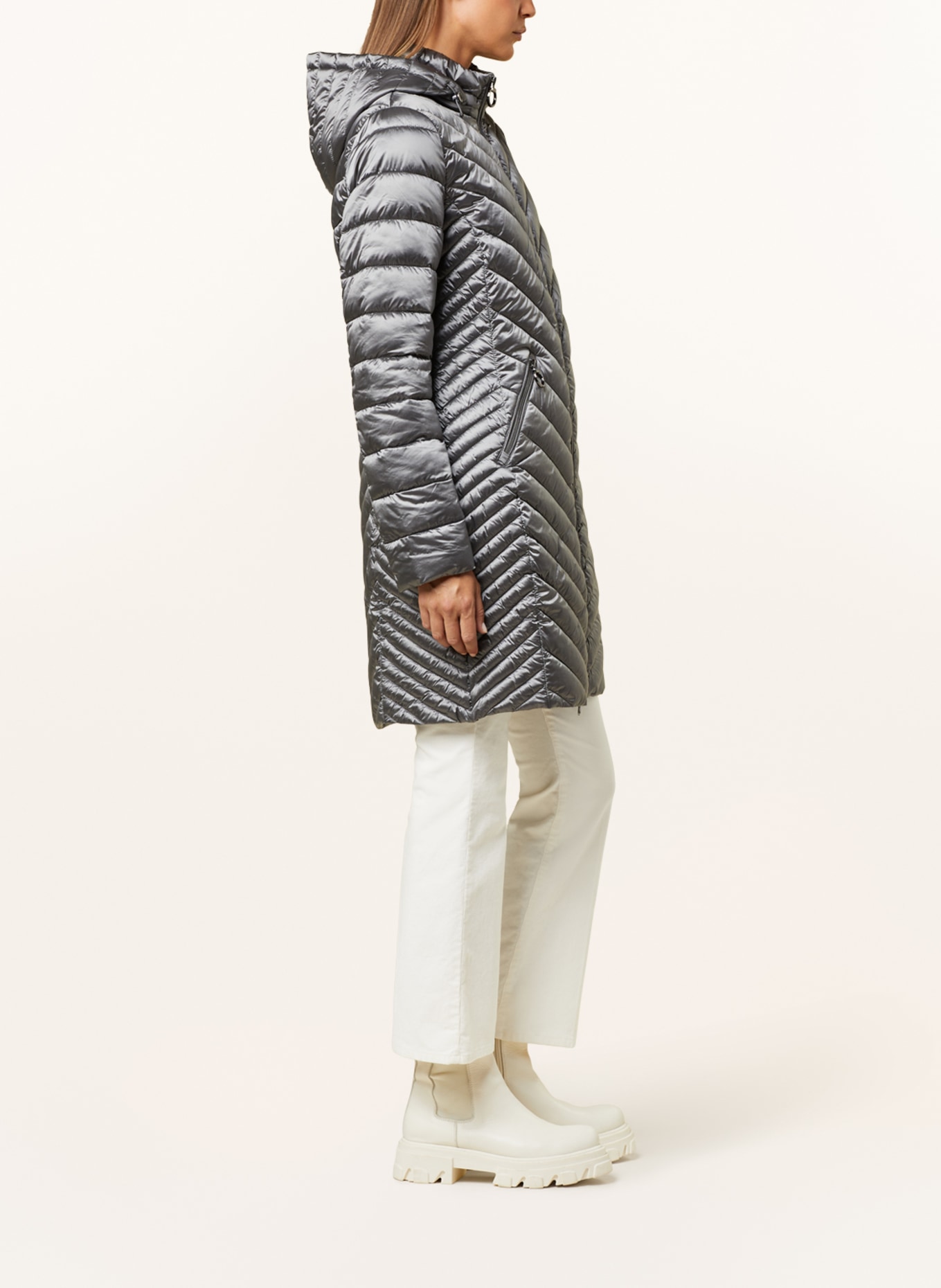 Betty Barclay Quilted coat with removable hood, Color: GRAY (Image 4)