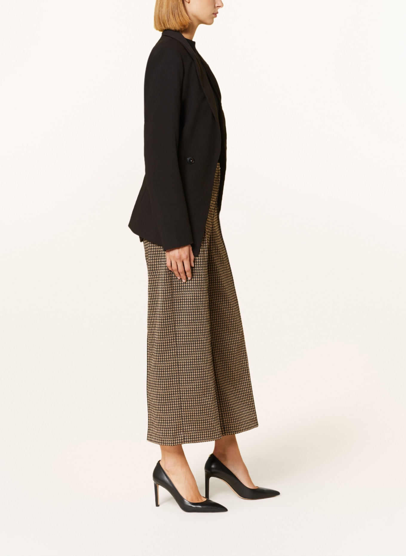 Joseph Ribkoff Jersey culottes, Color: BEIGE/ BLACK (Image 4)