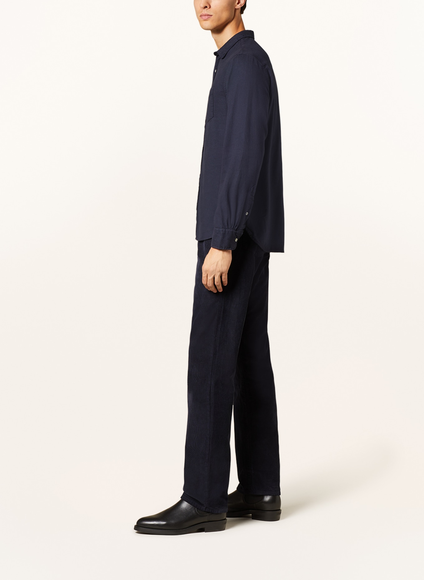 Officine Générale Corduroy trousers JAMES regular fit, Color: DARK BLUE (Image 4)