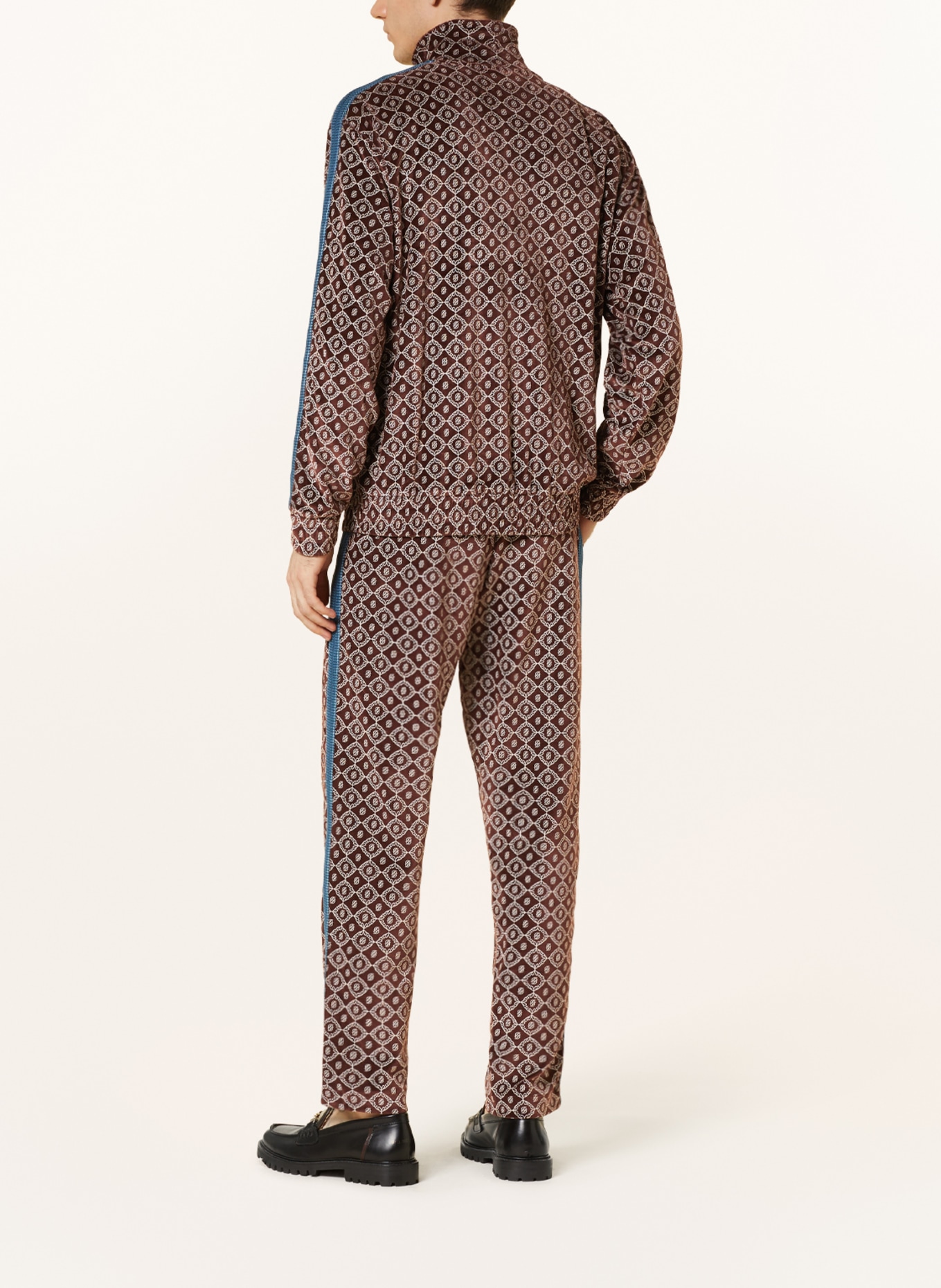 DRÔLE DE MONSIEUR Velour trousers with tuxedo stripe, Color: BROWN/ CREAM (Image 3)