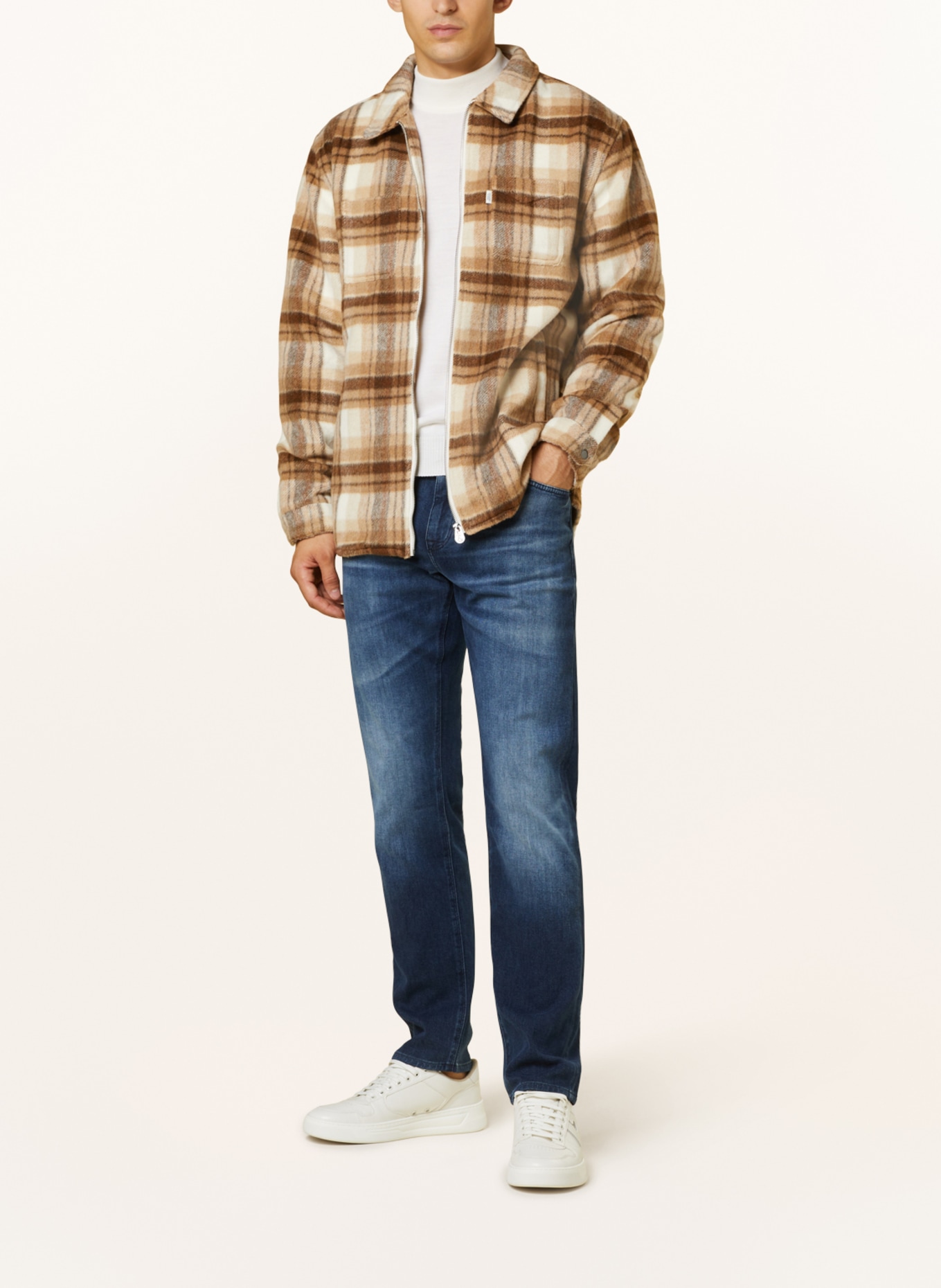 BOSS Jeans MAINE3 Regular Fit, Farbe: 418 NAVY (Bild 2)