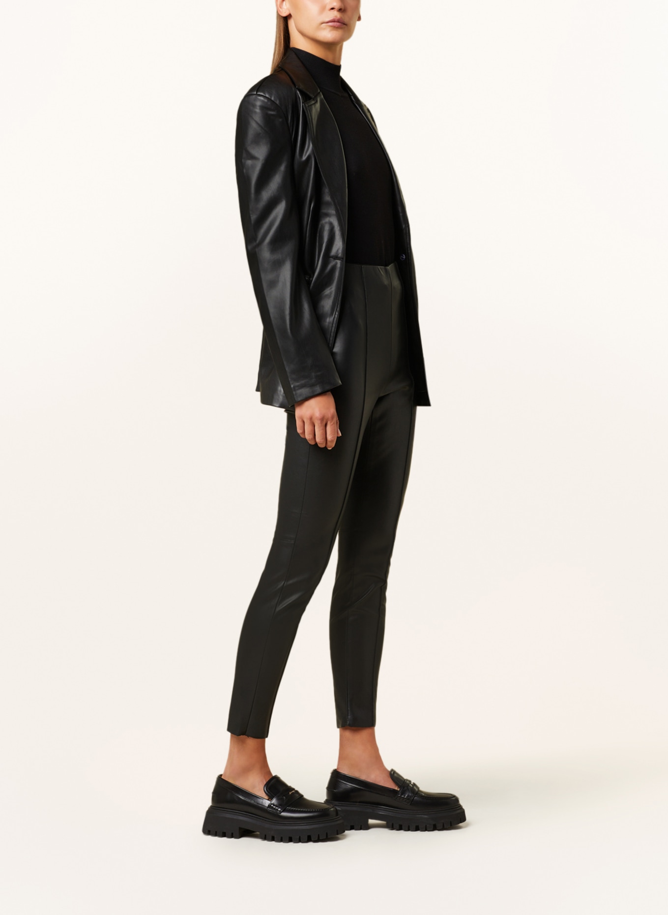 s.Oliver BLACK LABEL Pants in leather look, Color: BLACK (Image 4)