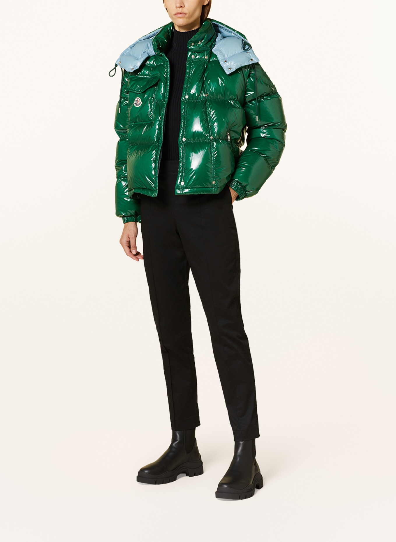 MONCLER Daunenjacke KARAKORUM RIPSTOP mit abnehmbaren Ärmeln und Kapuze: GRÜN