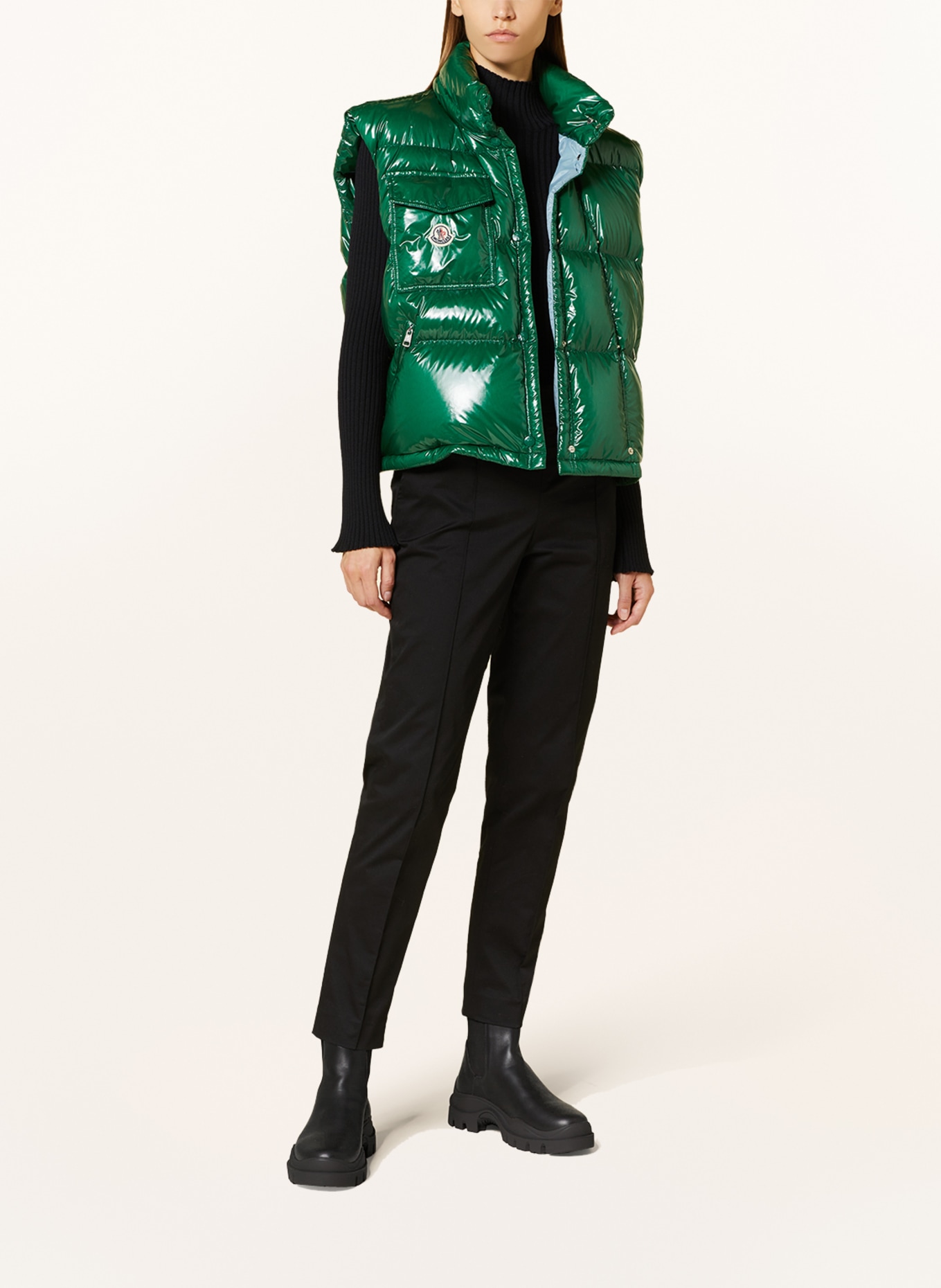 MONCLER Daunenjacke KARAKORUM RIPSTOP mit abnehmbaren Ärmeln und Kapuze: GRÜN