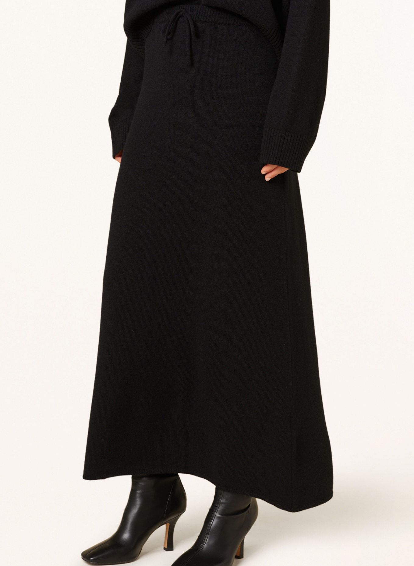 SoSUE Knit skirt, Color: BLACK (Image 4)