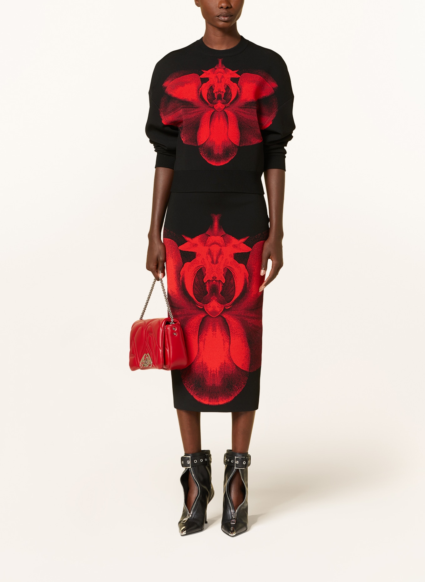 Alexander McQUEEN Sweatshirt in black red