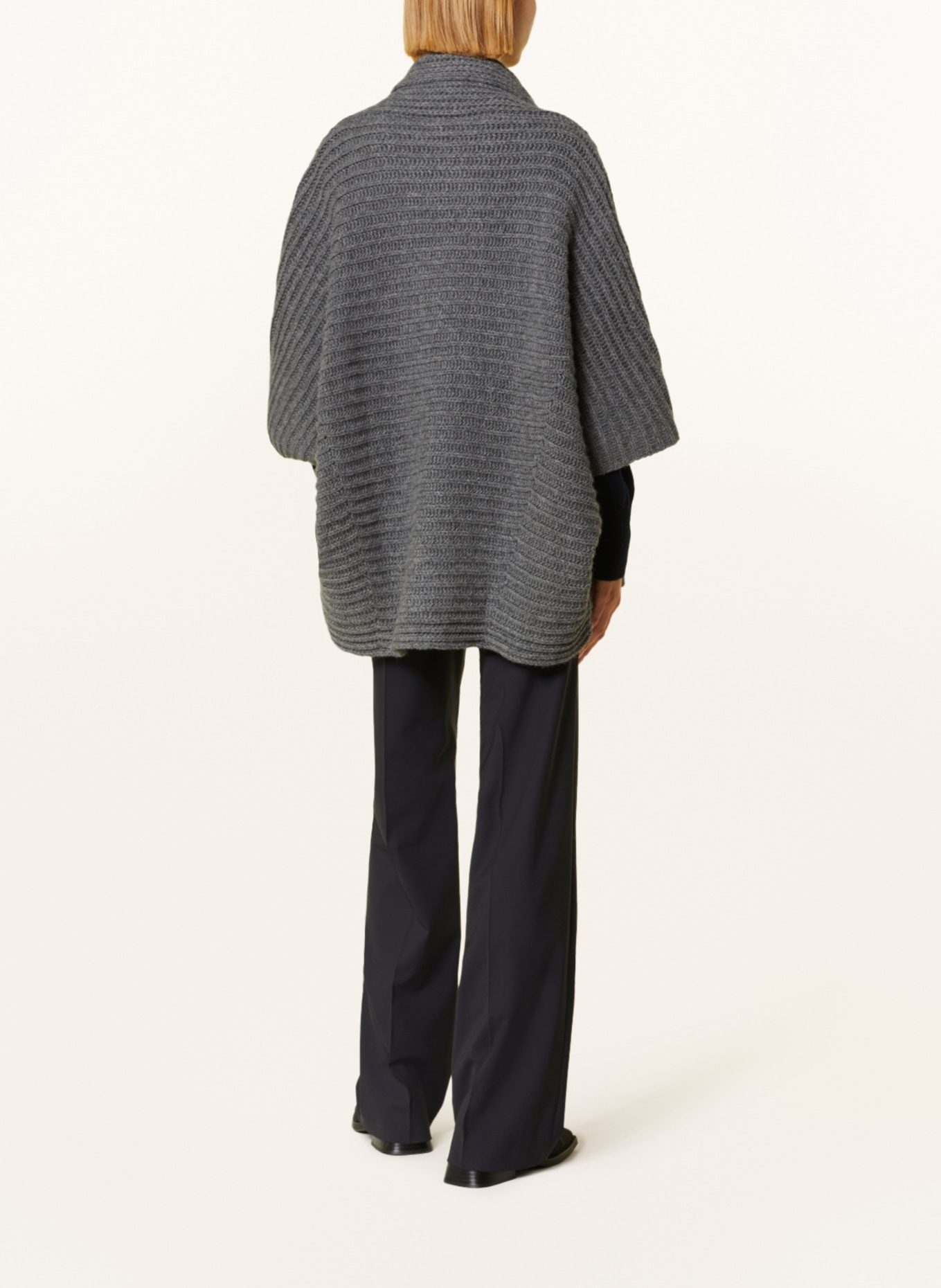 windsor. Knitted cape with cashmere, Color: GRAY (Image 3)