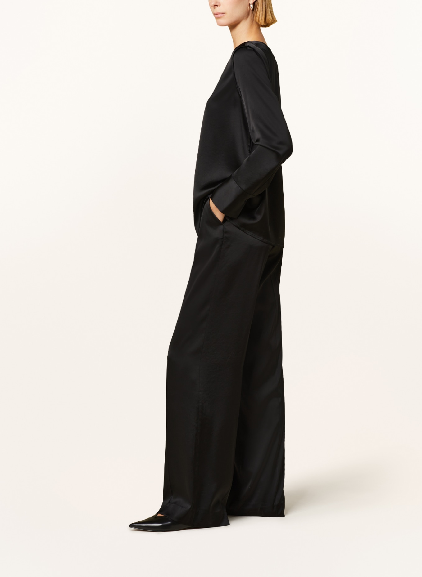 TIGER OF SWEDEN Wide leg trousers EEDIT made of satin, Color: BLACK (Image 4)