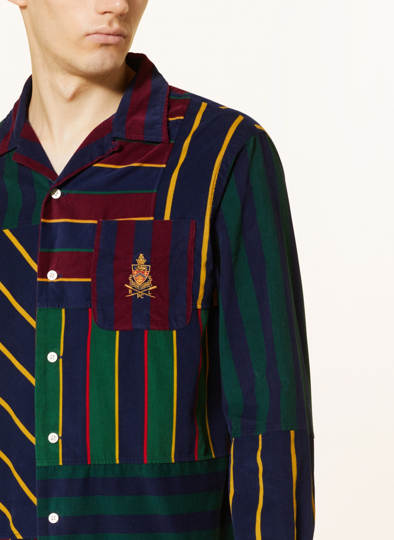POLO RALPH LAUREN Resorthemd Custom Fit aus Cord, Farbe: GRÜN/ DUNKELBLAU/ DUNKELROT (Bild 4)