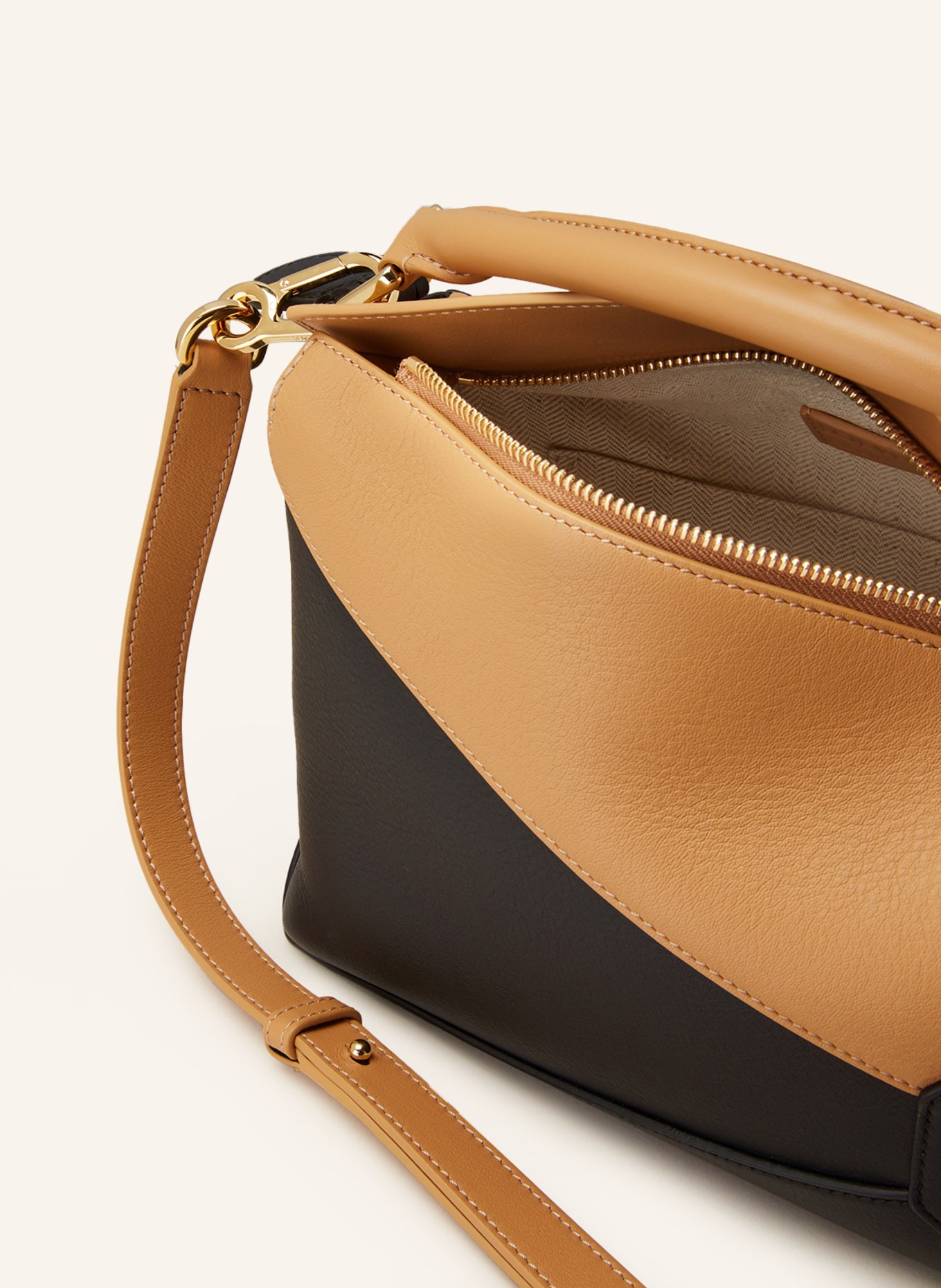 LOEWE Handbag PUZZLE EDGE SMALL, Color: BLACK/ COGNAC (Image 3)