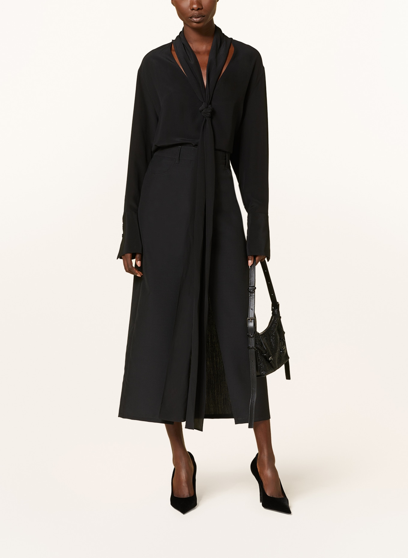 GIVENCHY Bow-tie blouse in silk, Color: BLACK (Image 2)