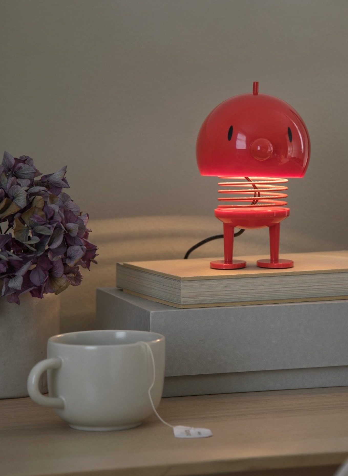 Hoptimist Table lamp BUMBLE LARGE, Color: RED (Image 2)