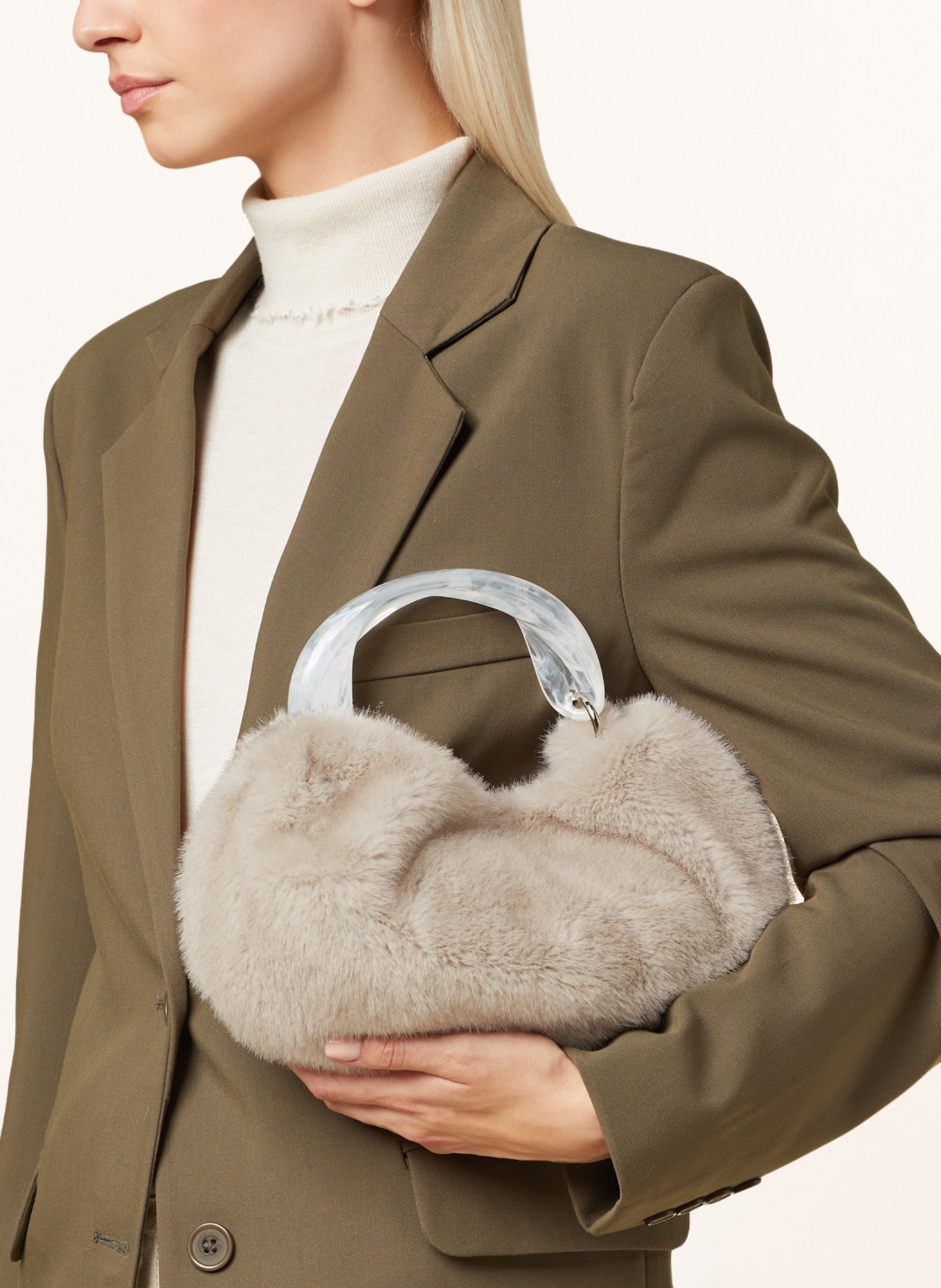 STINE GOYA Handbag DONATELLA made of faux fur, Color: GRAY (Image 4)