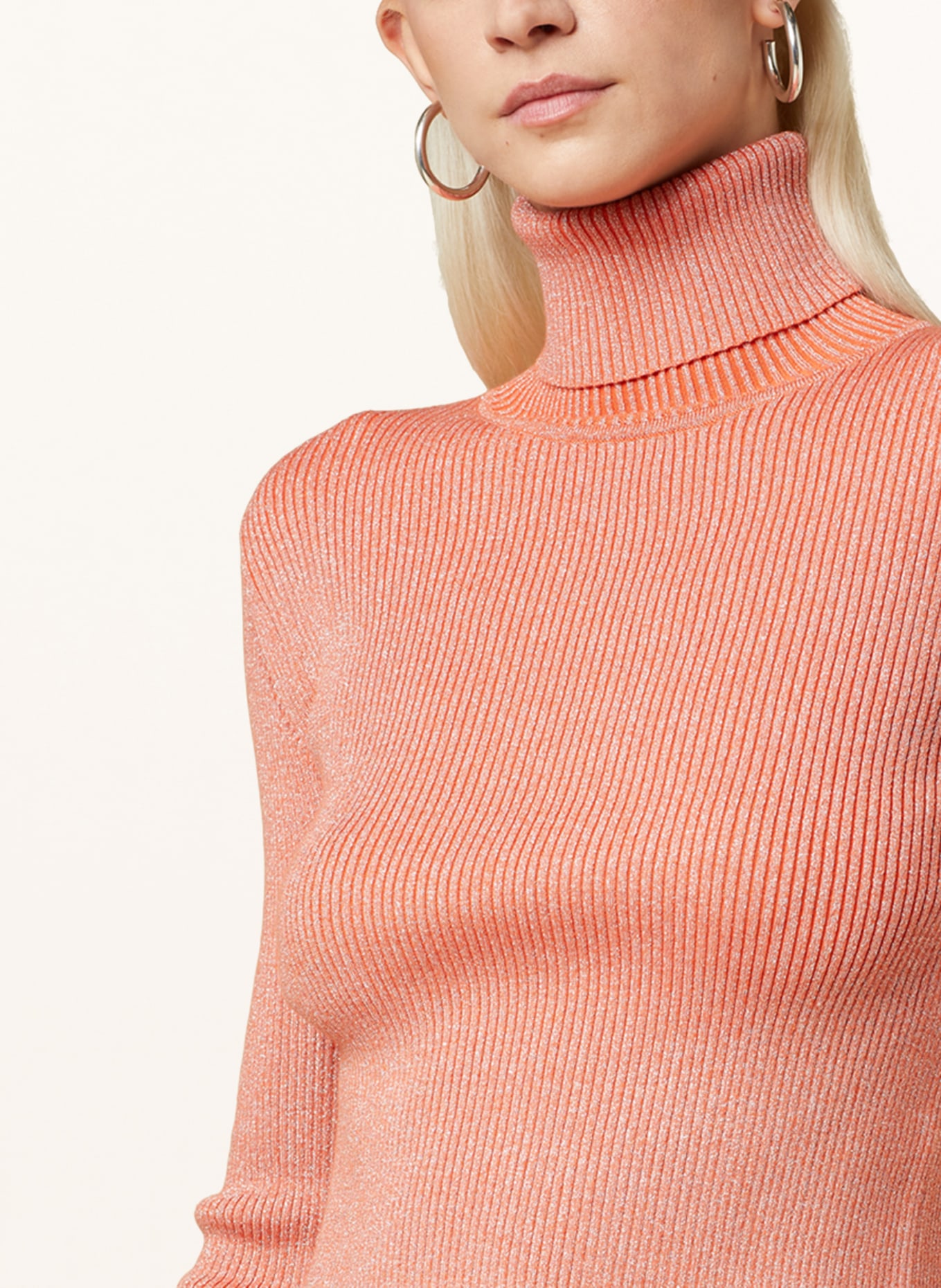 MRS & HUGS Turtleneck sweater with glitter thread, Color: SALMON/ SILVER (Image 4)