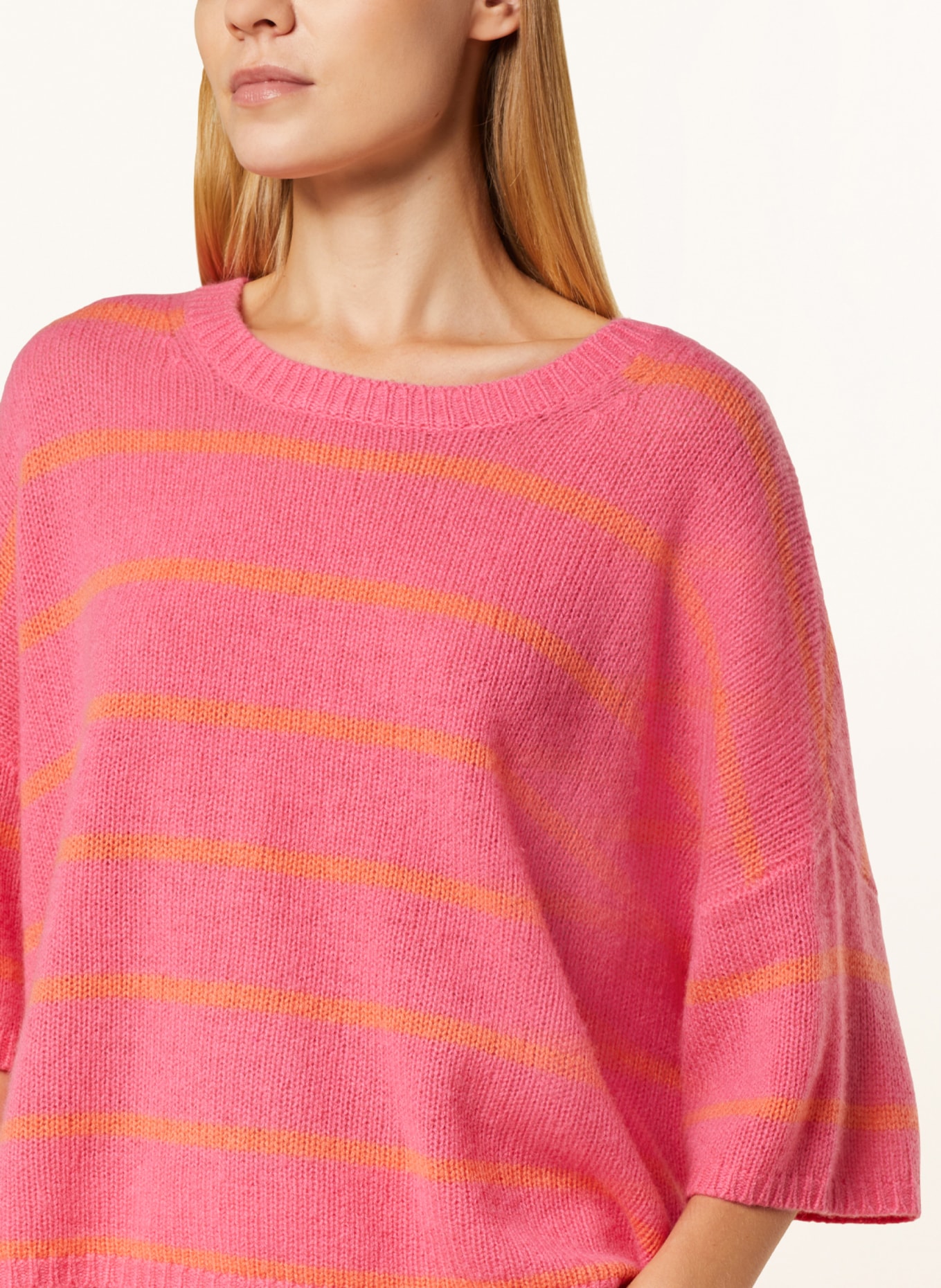 FFC Sweter oversize z kaszmirem, Kolor: MOCNORÓŻOWY/ POMARAŃCZOWY (Obrazek 4)