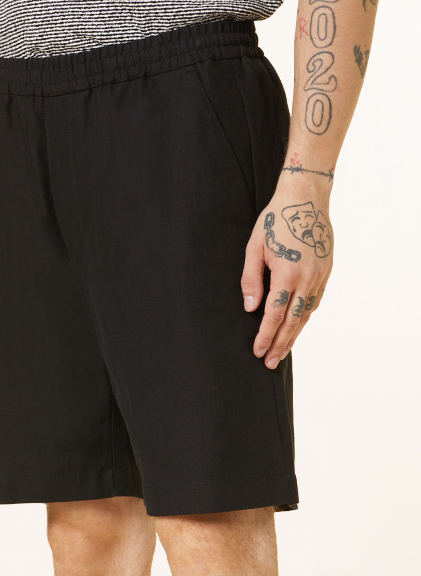 DRYKORN Shorts SAYO with linen, Color: BLACK (Image 5)