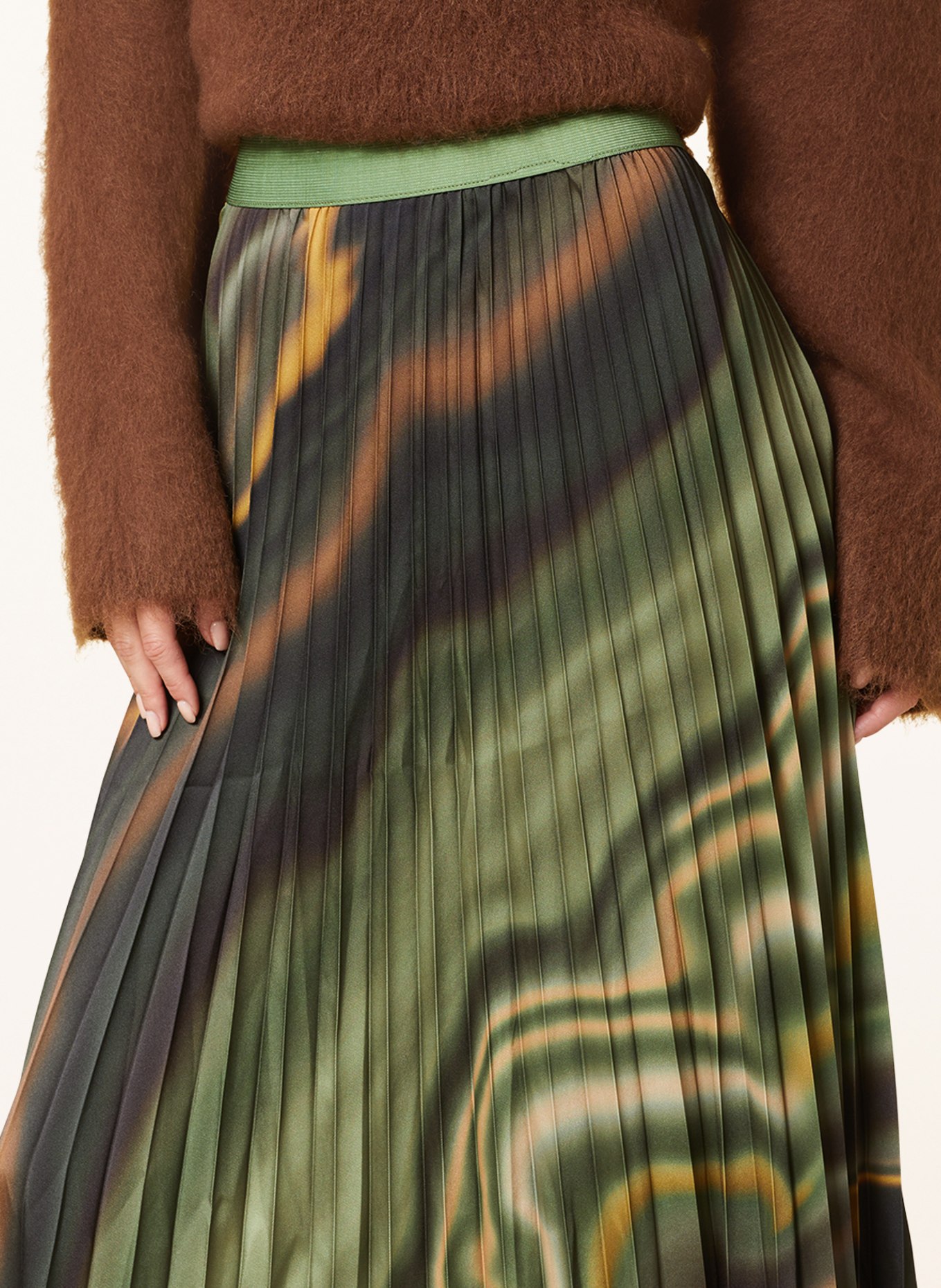 CARTOON Plisovaná sukně, Barva: OLIVOVÁ/ TMAVĚ ŽLUTÁ/ KHAKI (Obrázek 4)