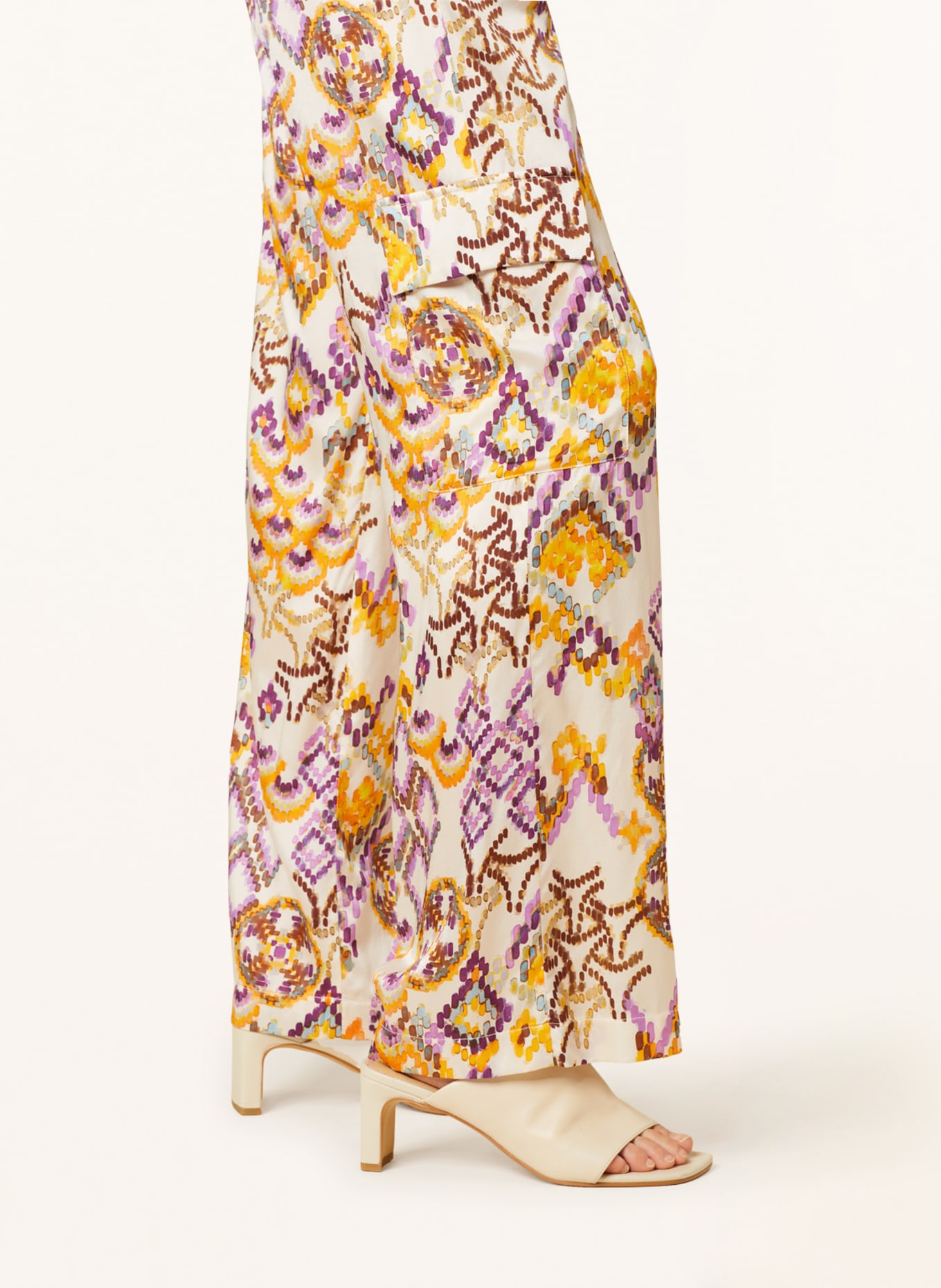 SEM PER LEI Cargo pants made of satin with silk, Color: ECRU/ PURPLE/ ORANGE (Image 5)