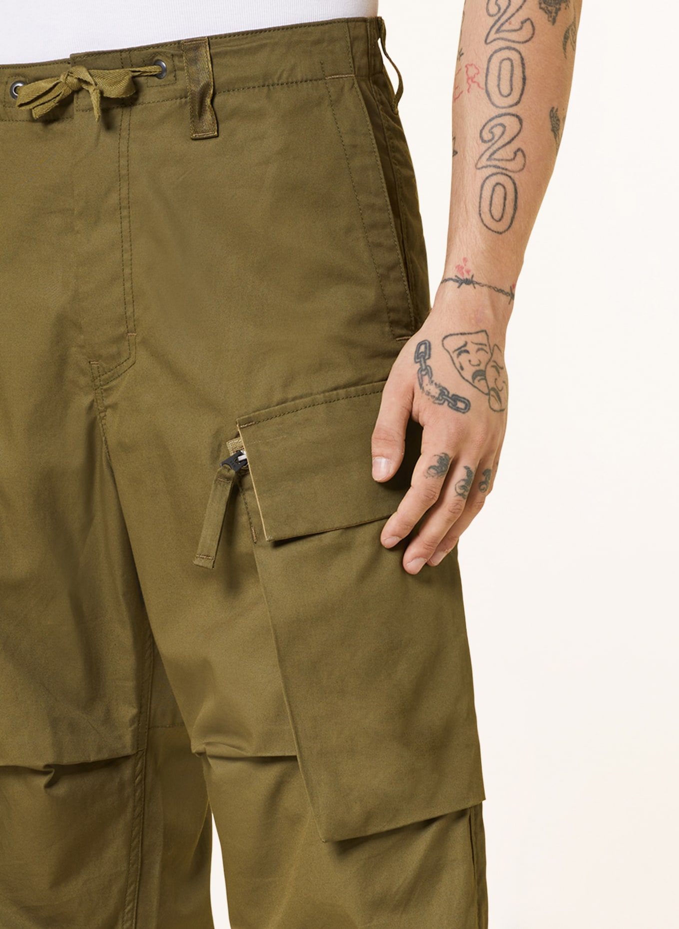 G-Star RAW Cargohose R-3N BALLOON CARGO Relaxed Tapered Fit, Farbe: OLIV (Bild 5)