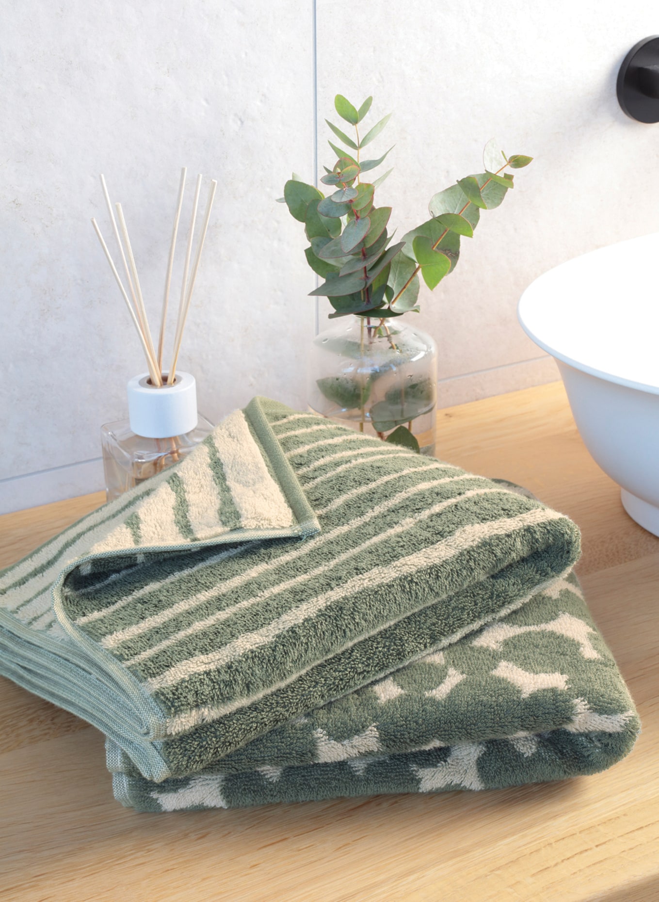 Cawö Towel LOFT PEBBLES, Color: GREEN/ CREAM (Image 2)