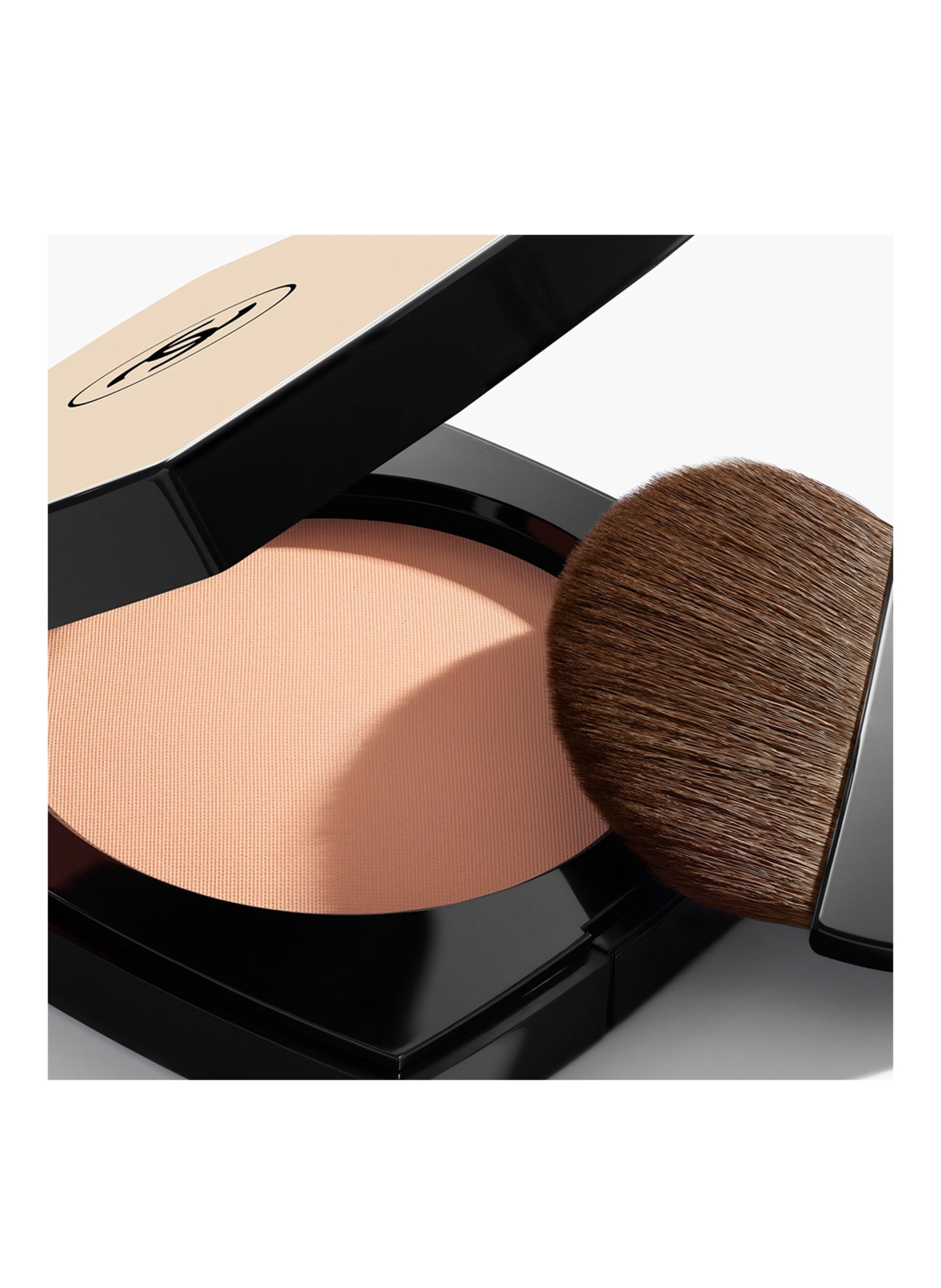 CHANEL LES BEIGES: B10