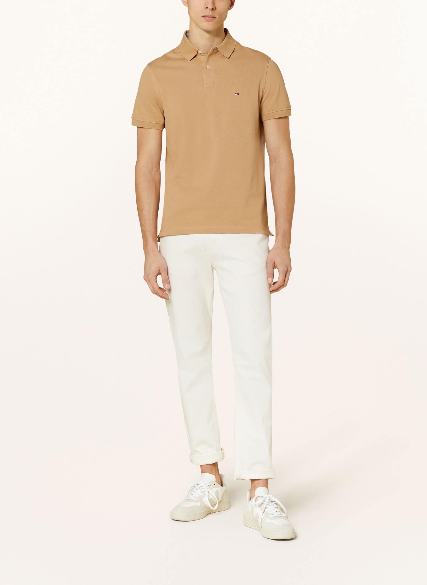 TOMMY HILFIGER Piqué-Poloshirt Regular Fit, Farbe: CAMEL (Bild 2)