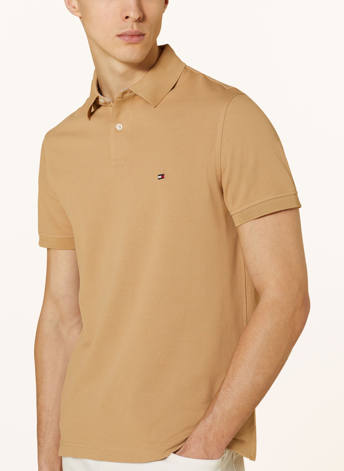 TOMMY HILFIGER Piqué polo shirt regular fit, Color: CAMEL (Image 4)