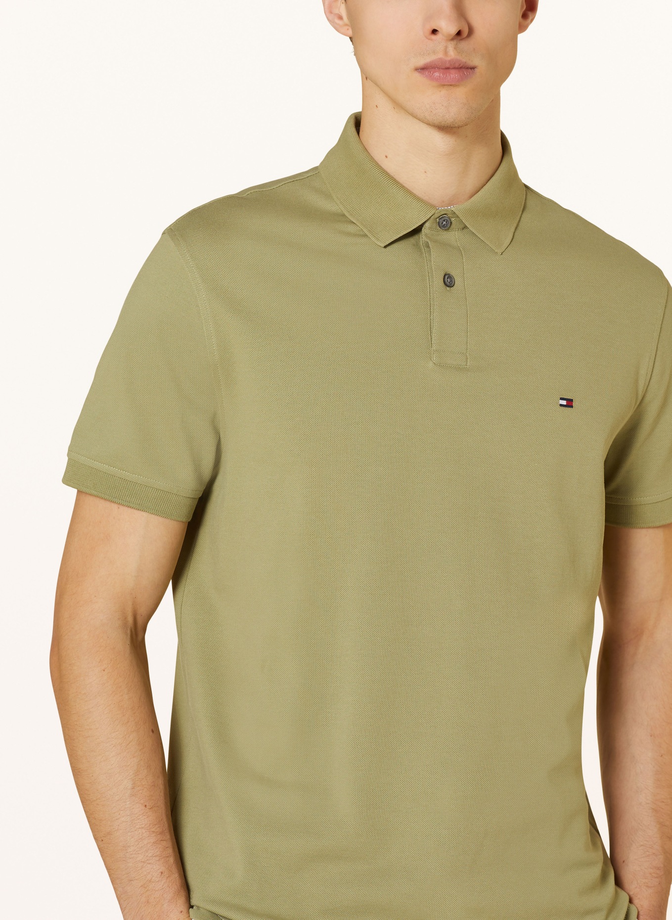 TOMMY HILFIGER Piqué polo shirt regular fit, Color: OLIVE (Image 4)