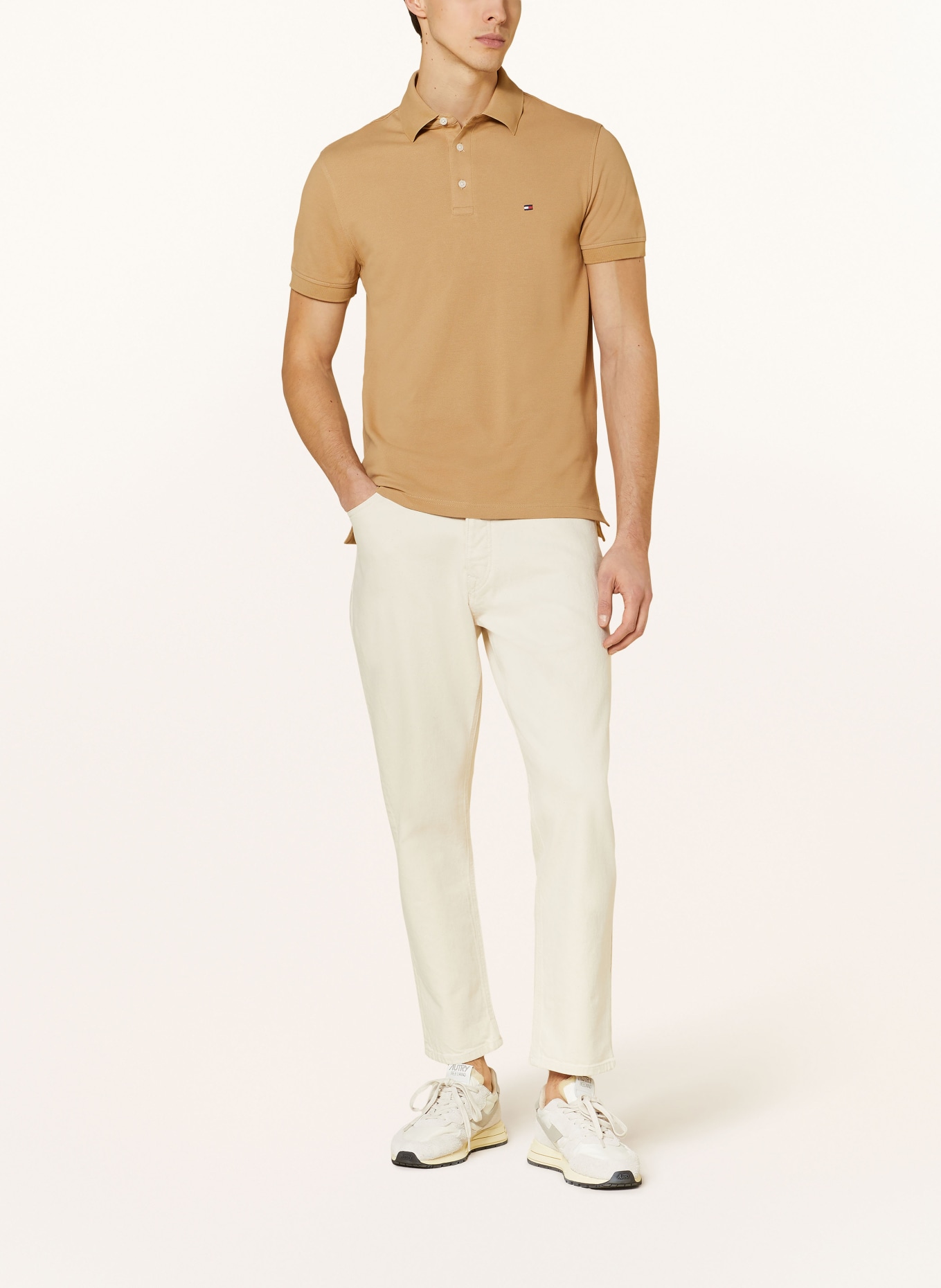 TOMMY HILFIGER Piqué-Poloshirt Slim Fit, Farbe: CAMEL (Bild 2)