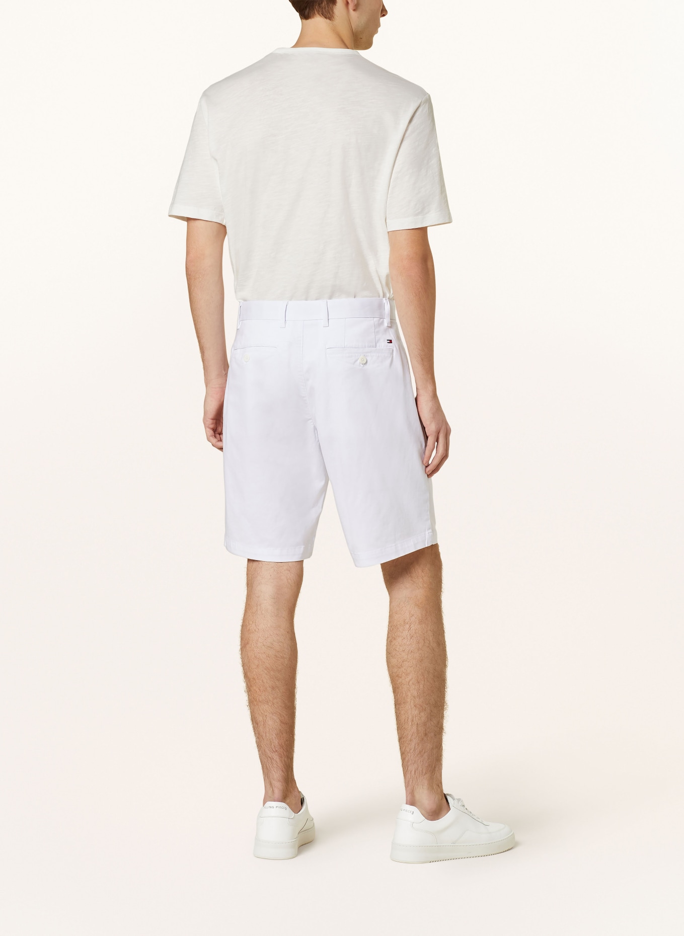 TOMMY HILFIGER Chino shorts HARLEM relaxed tapered fit, Color: WHITE (Image 3)