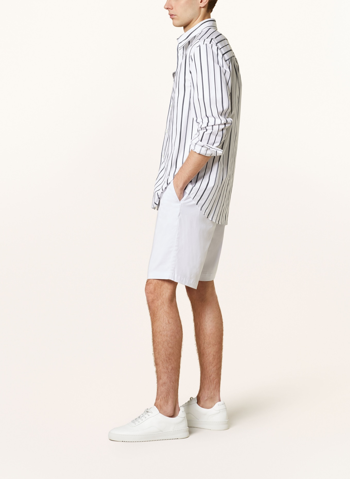 TOMMY HILFIGER Chino shorts HARLEM relaxed tapered fit, Color: WHITE (Image 4)