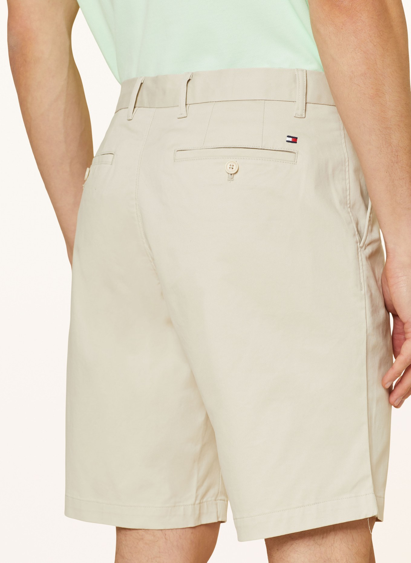 TOMMY HILFIGER Chino shorts HARLEM relaxed tapered fit, Color: BEIGE (Image 6)