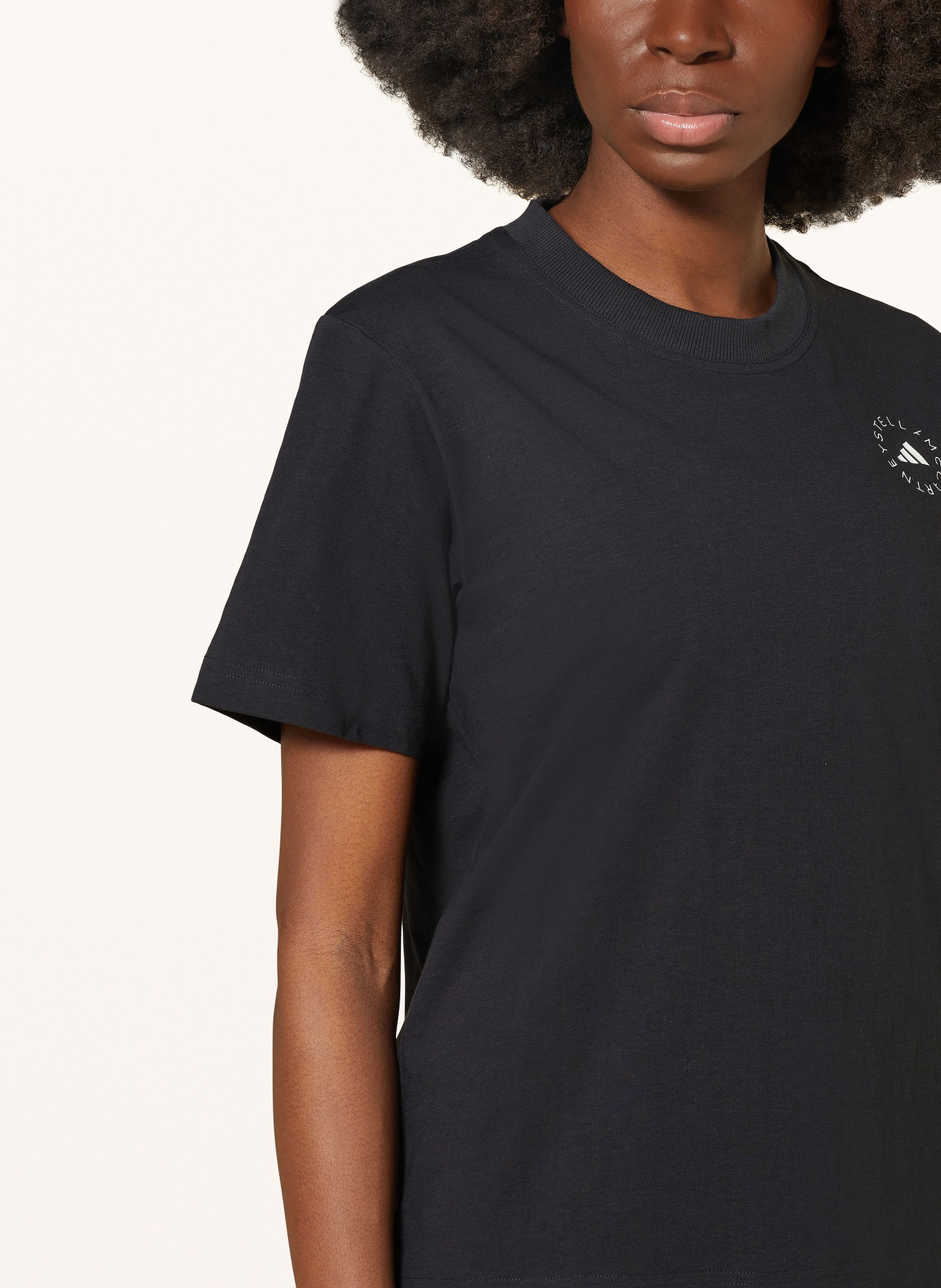 adidas by Stella McCartney T-shirt, Kolor: CZARNY (Obrazek 4)