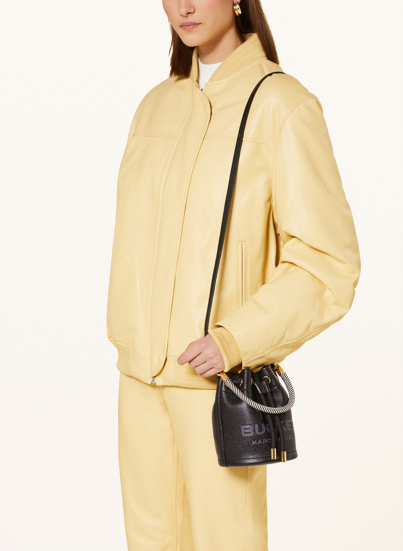 Marc Jacobs The Mini Bucket leather bag - Yellow