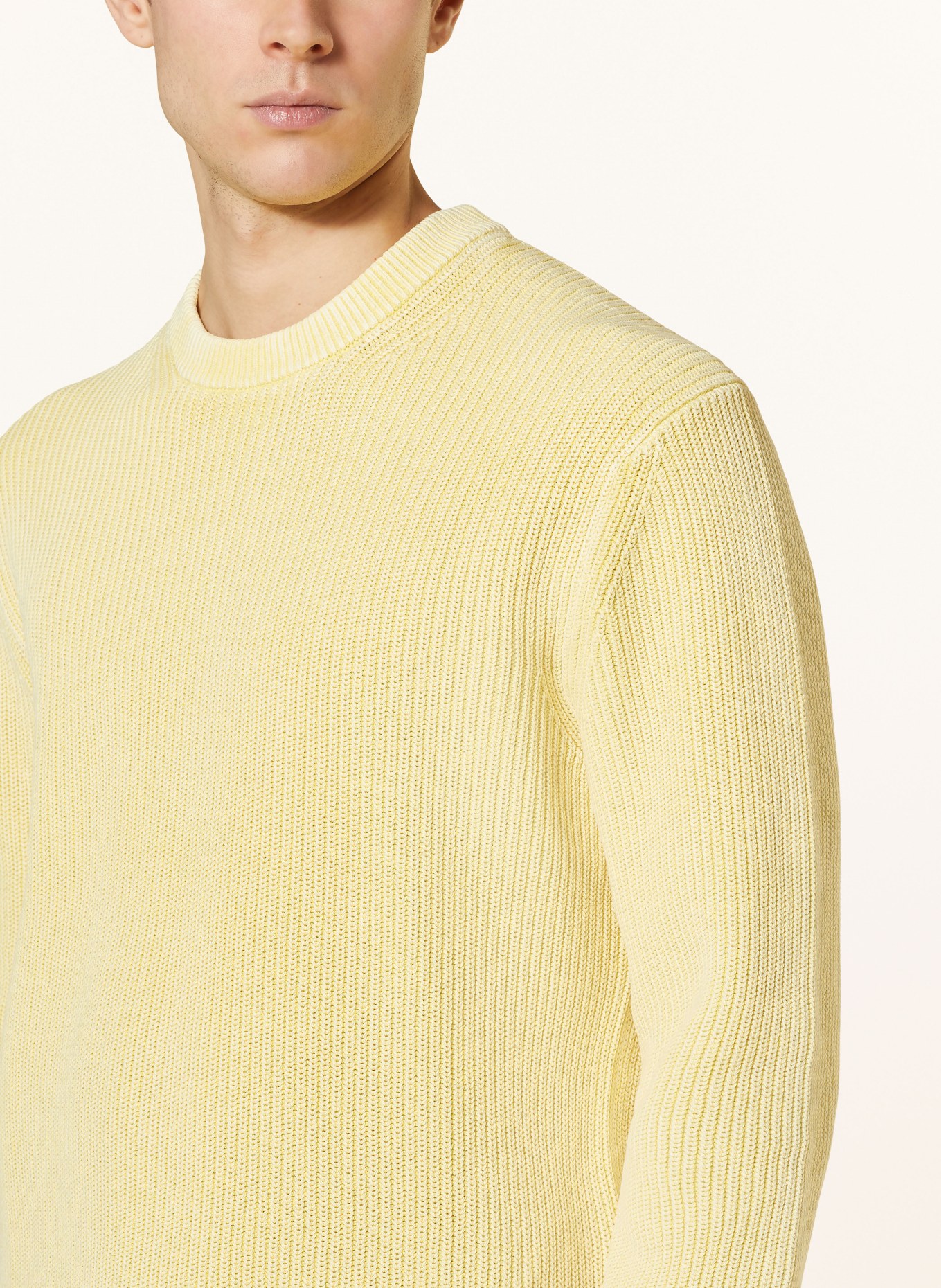 COS Sweater in light yellow