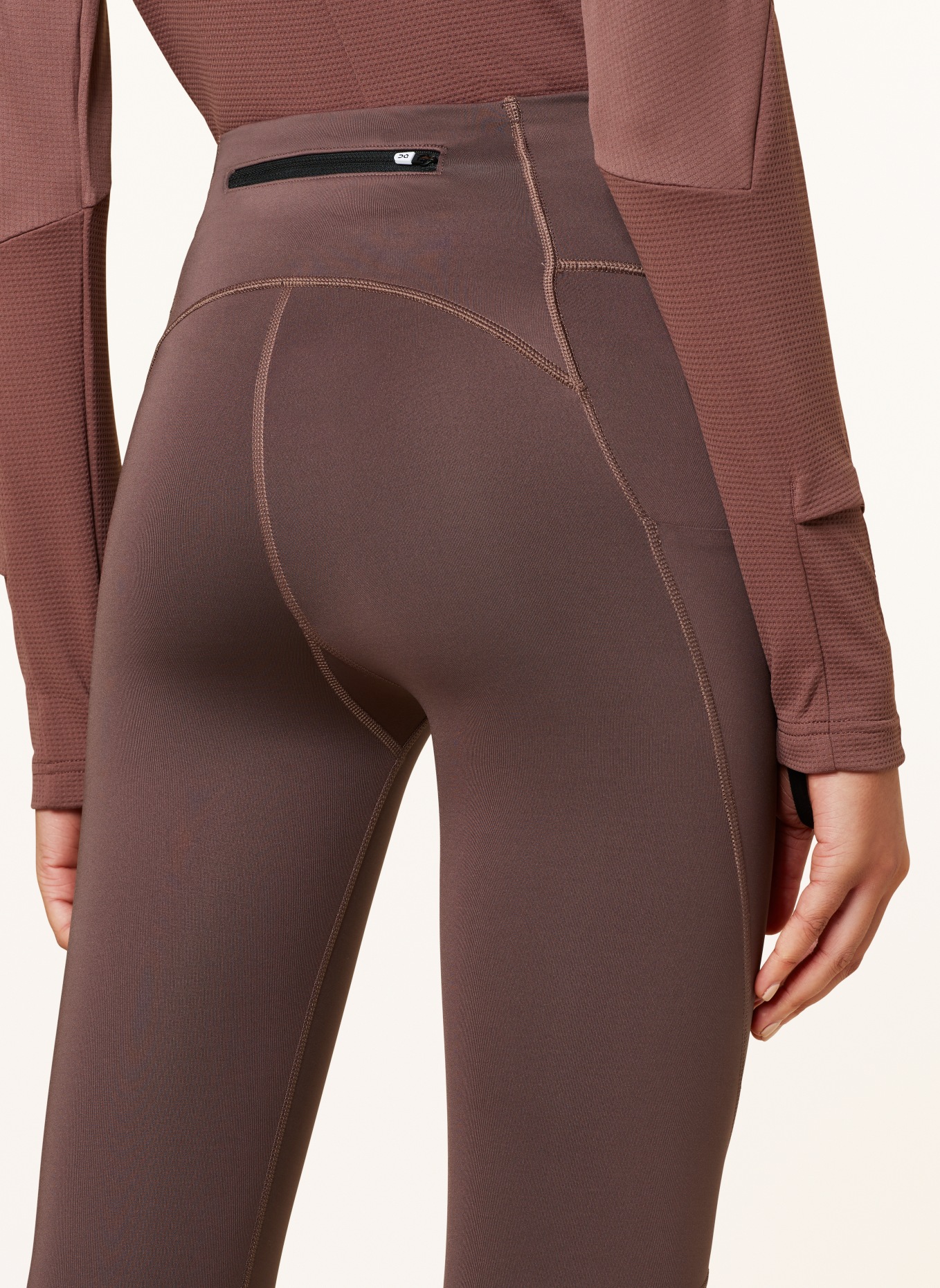 On Running tights PERFORMANCE WINTER, Color: BROWN (Image 6)