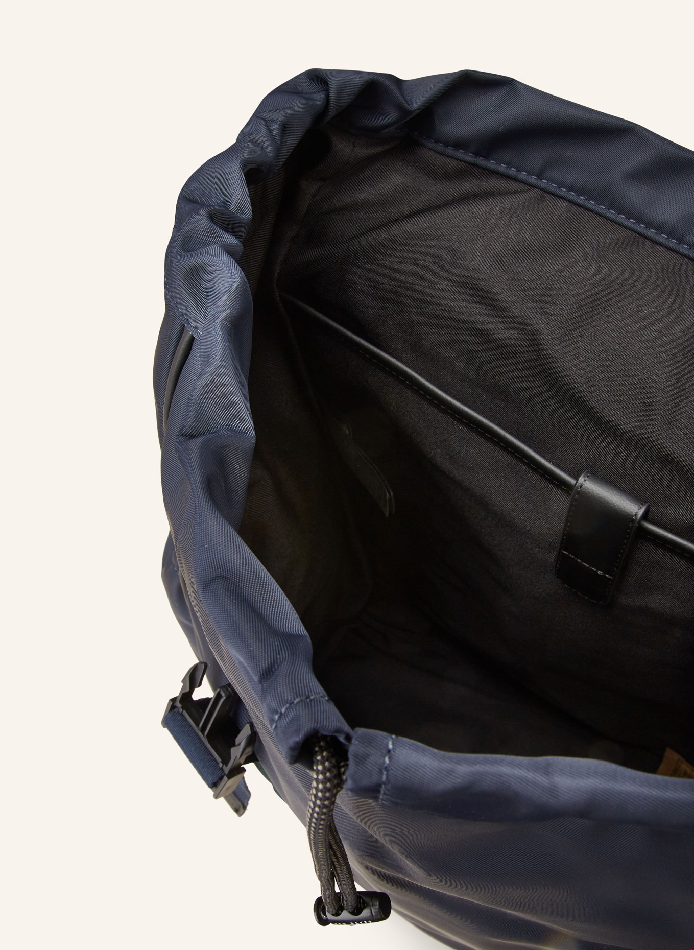 TED BAKER Plecak MATEW z kieszenią na laptop, Kolor: GRANATOWY (Obrazek 3)