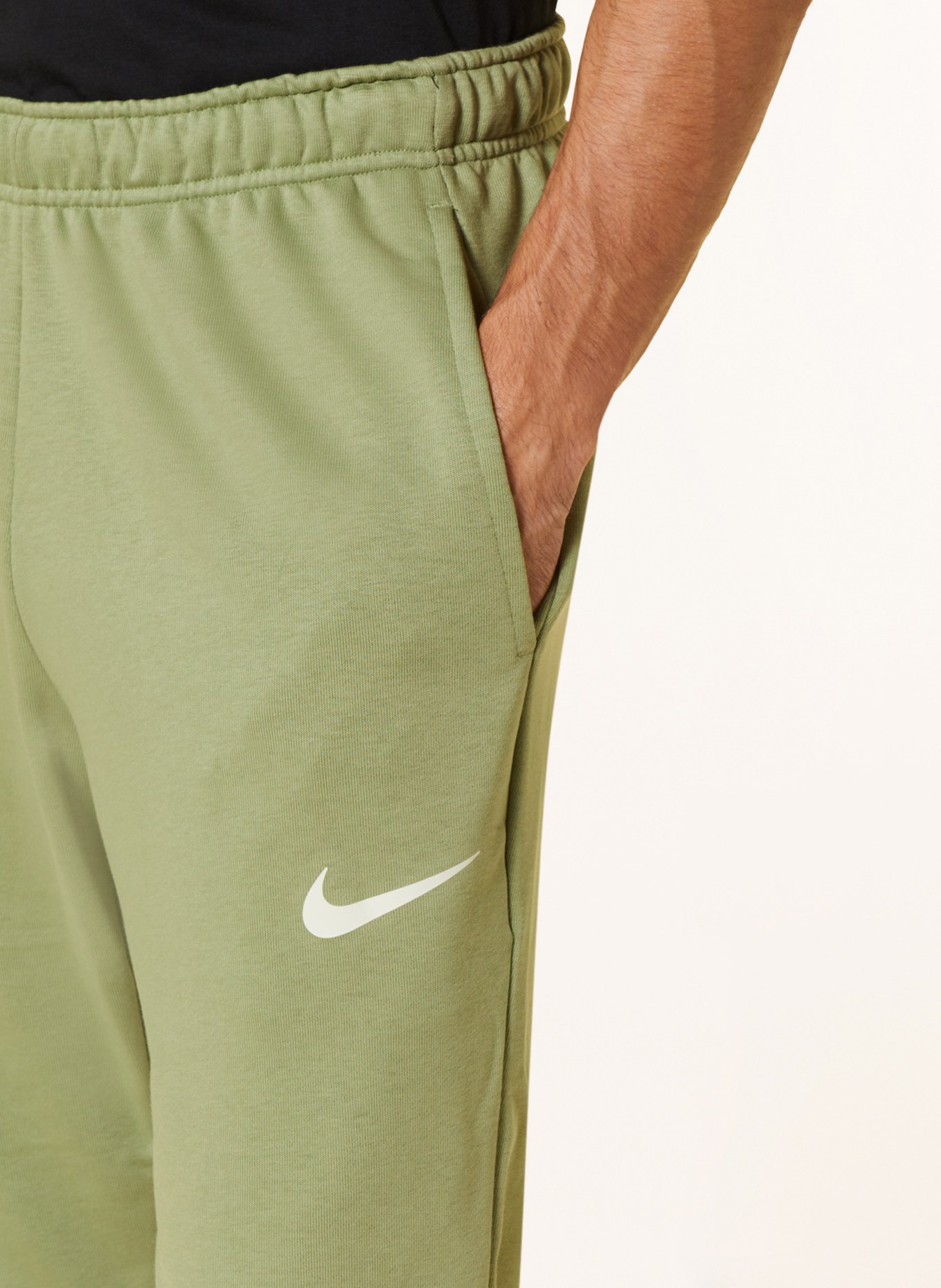 Nike Sweatpants DRI-FIT, Farbe: HELLGRÜN (Bild 5)